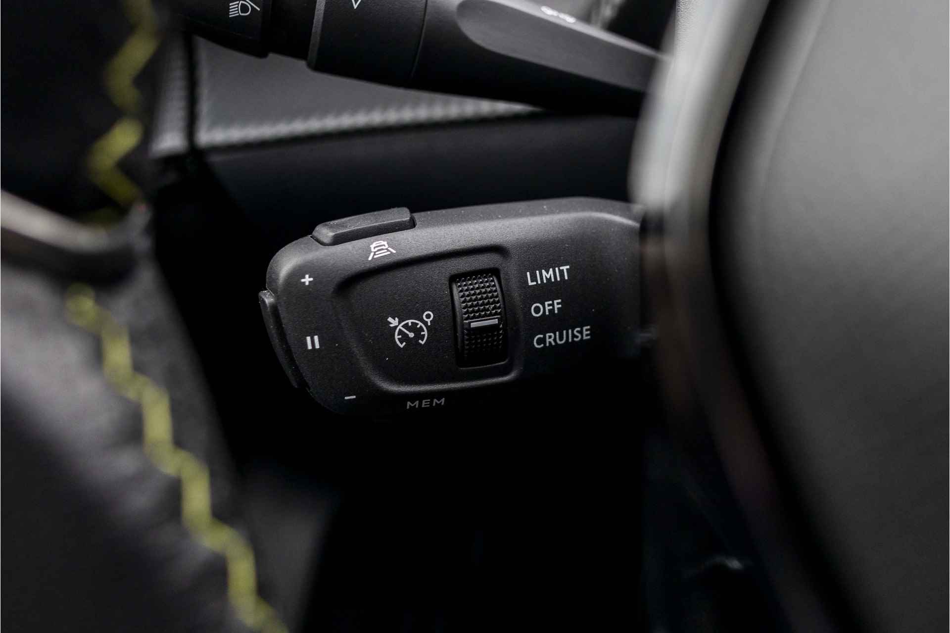 Peugeot e-208 EV GT 350 50 kWh | NL Auto | ACC | CAM | LED | Na subsidie €19.850,- | - 26/48