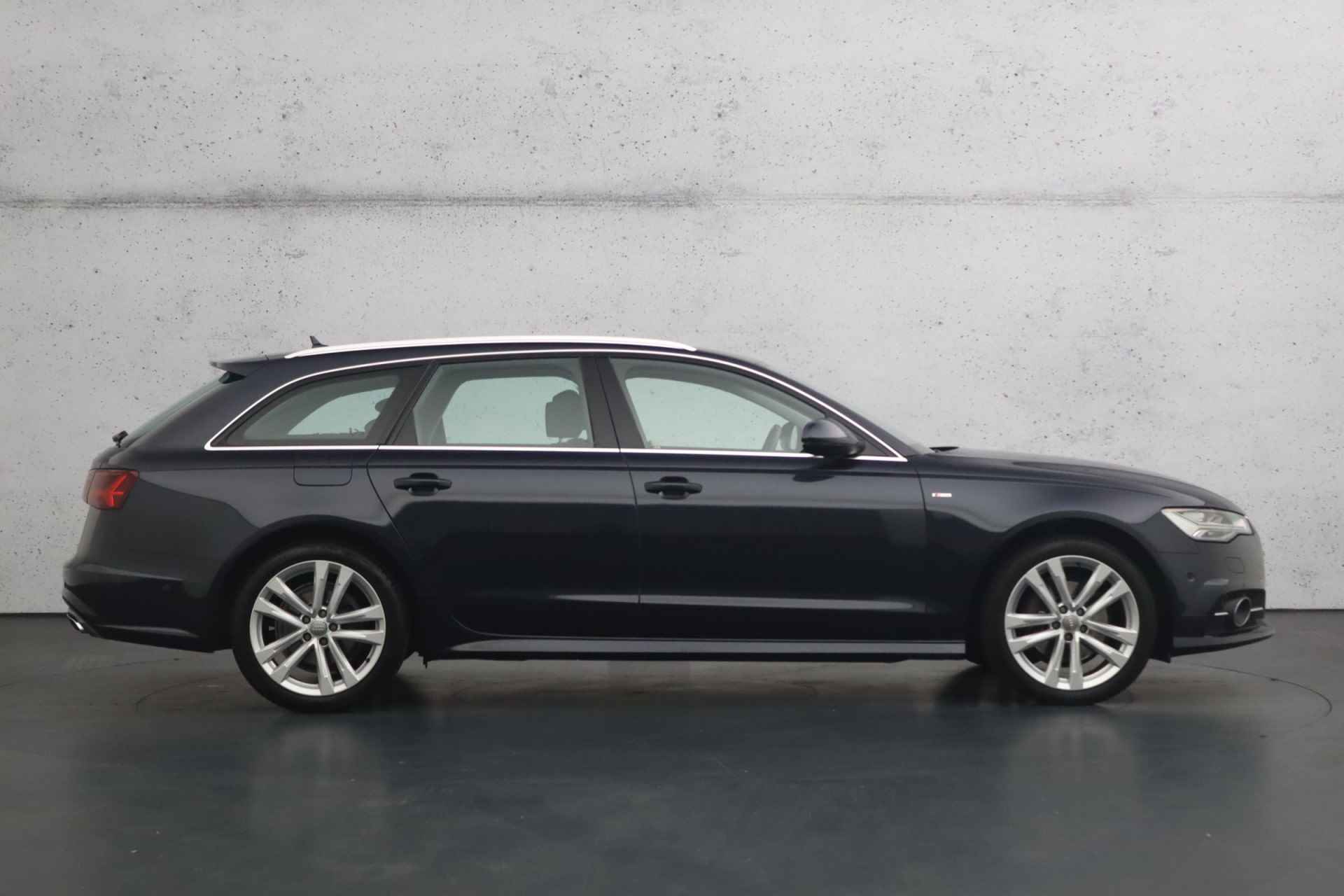 Audi A6 Avant 1.8 TFSI ultra Premium Edition | Bi-xenon koplampen | Cruise control | Stoelverwarming | Parkeersensoren - 25/29