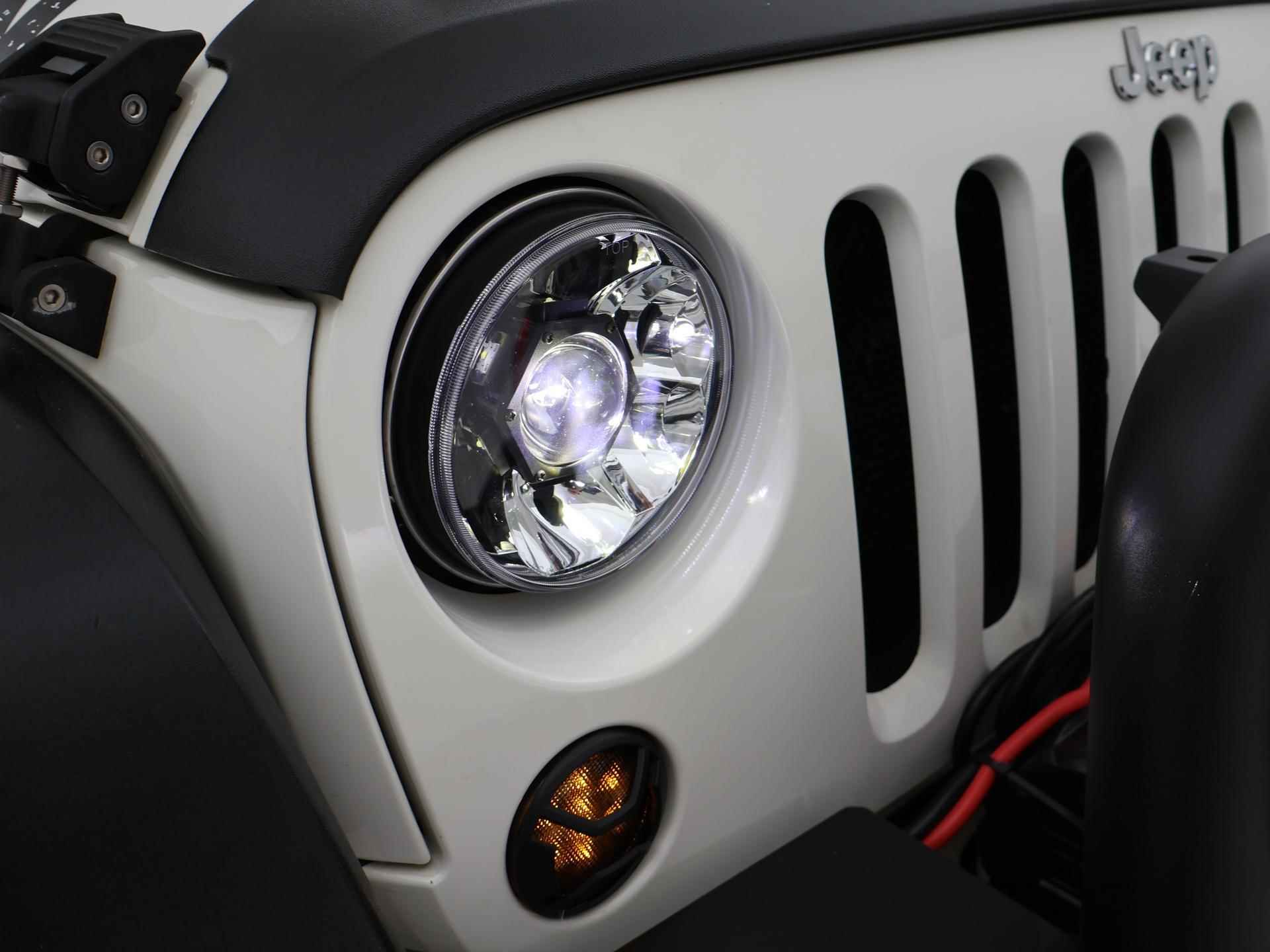 Jeep Wrangler JK 3.8 AUT. OFFROAD EXPERIENCE ARB EDITION + AIRLOCKERS / FRONTLIER / LED - 31/94