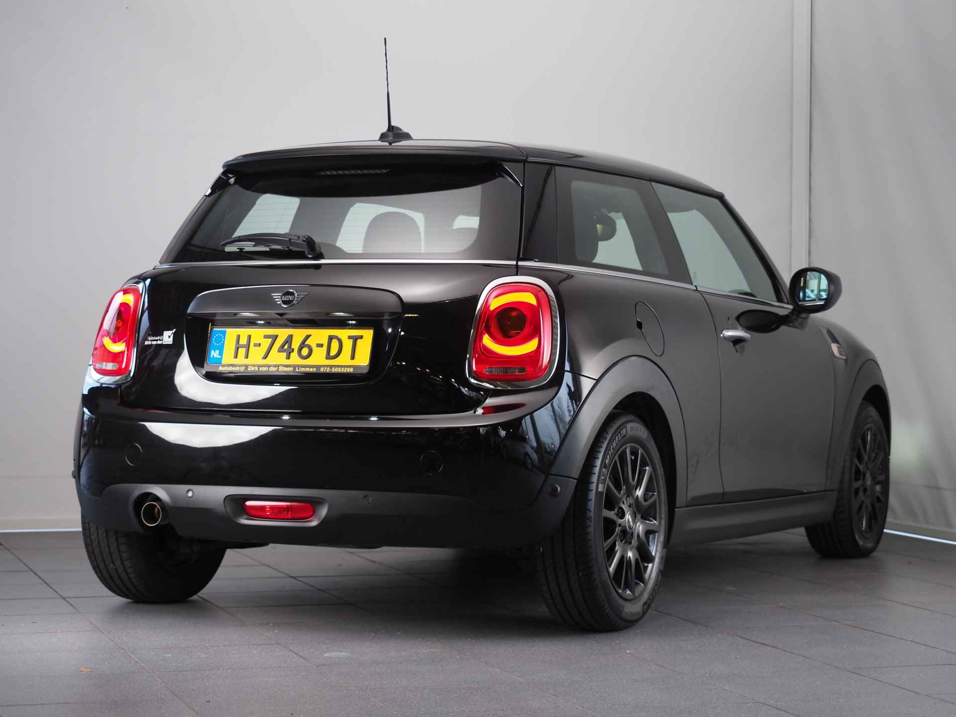 MINI Mini 1.5 One Pepper Climatronic | Navigatie |L.Met. Velgen | Pepper uitv. - 3/42