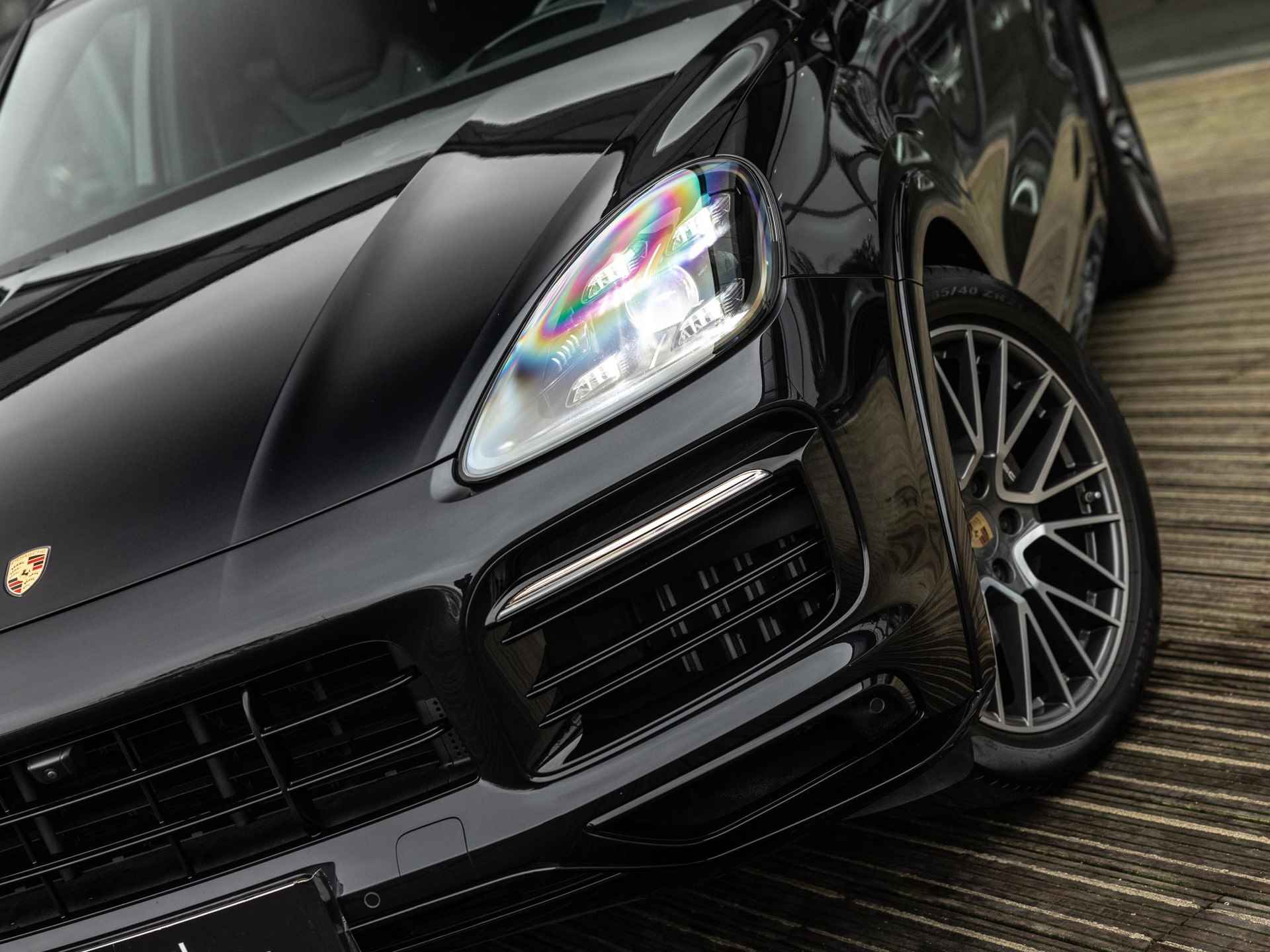 Porsche Cayenne 3.0 E-Hybrid | SPORTDESIGN | SPORTCHRONO | SPORTUITLAATSYSTEEM | BOSE AUDIO | ACHTERASBESTURING | PASM LUCHTVERING | 18-WEG STOELEN | SOFTCLOSE | STOELVENTILATIE | NL AUTO| 21 INCH | PANORAMA/SCHUIF-KANTELDAK | - 9/57