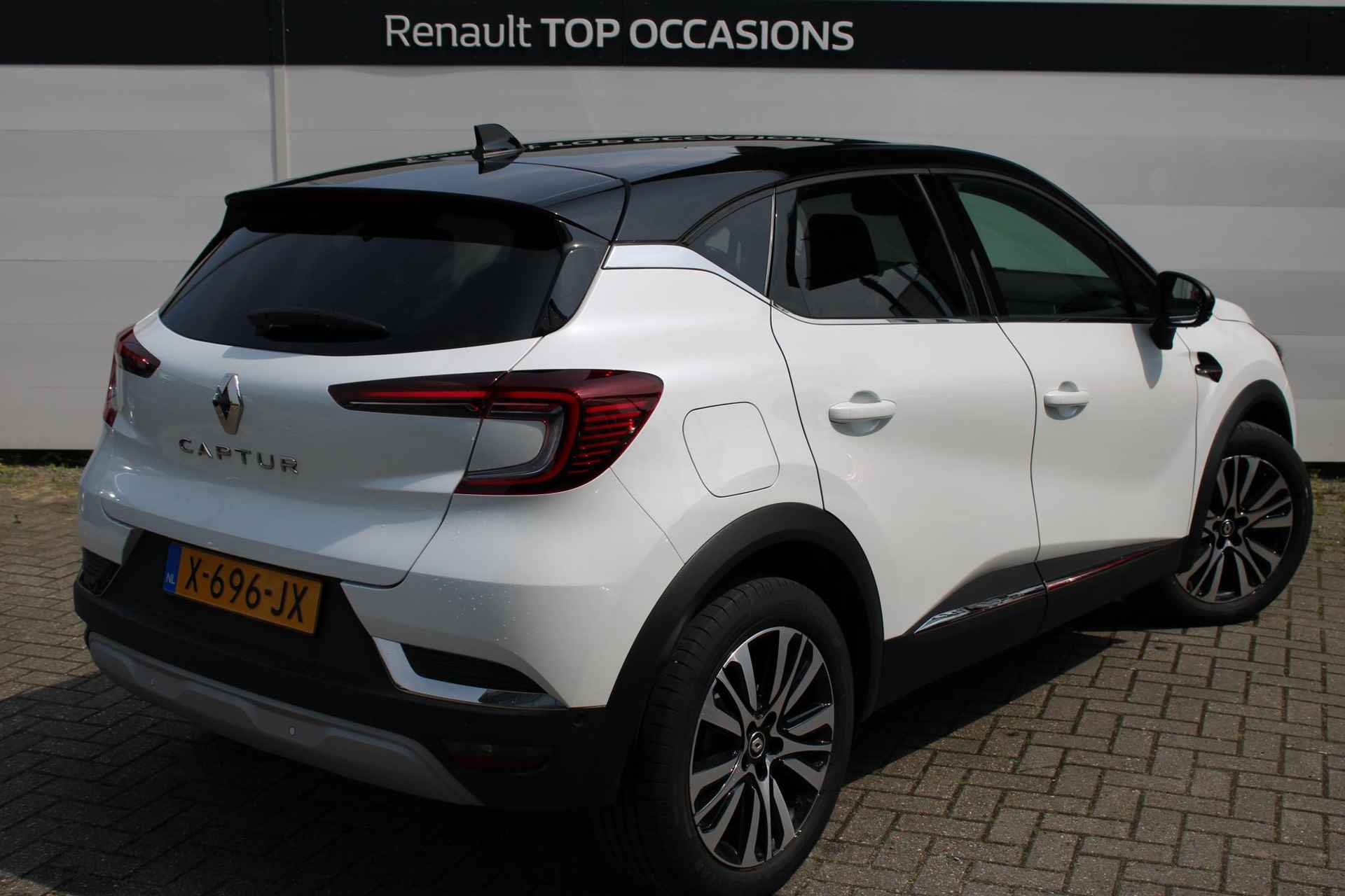 Renault Captur 1.3 Mild Hybrid 160 EDC Iconic | Hoge Instap | Automaat | BOSE | 360" Camera | Navi | Clima | Cruise | Groot Scherm | Geen Import! - 11/46