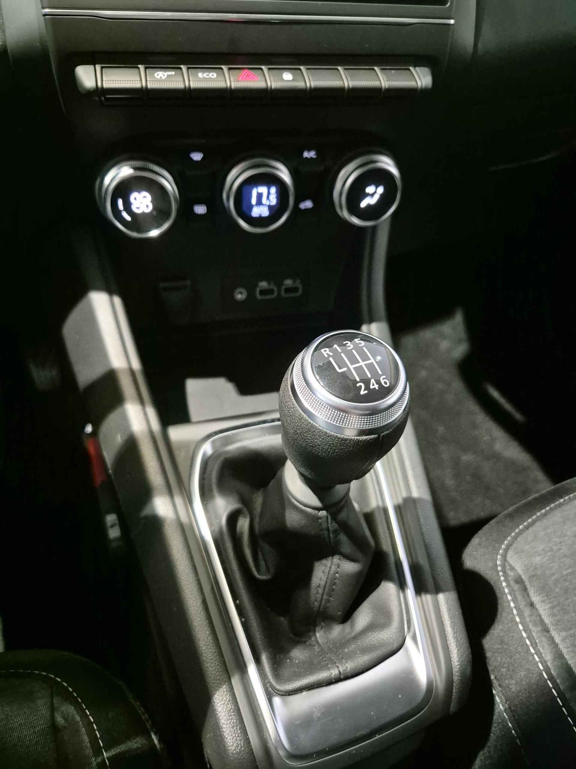 Mitsubishi ASX 1.0 MPI Turbo Intense Demo | 8 JAAR GARANTIE! | Achteruitrijcamera | Apple Carpay- Android Auto - 19/23