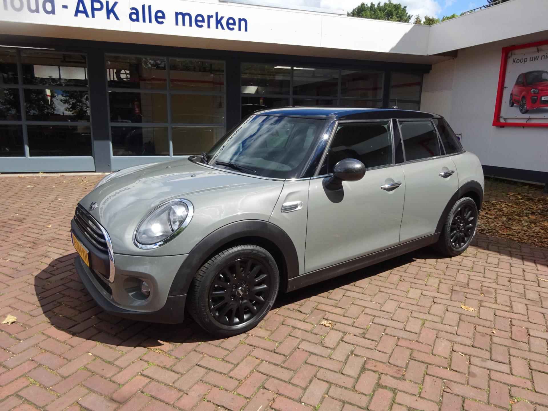 Mini 1.2 One 5drs Business Airco / 16"LMV /Moonwalk grey metallic / Audio Blue Tooth Tel.Voorber. / PDC - 2/22