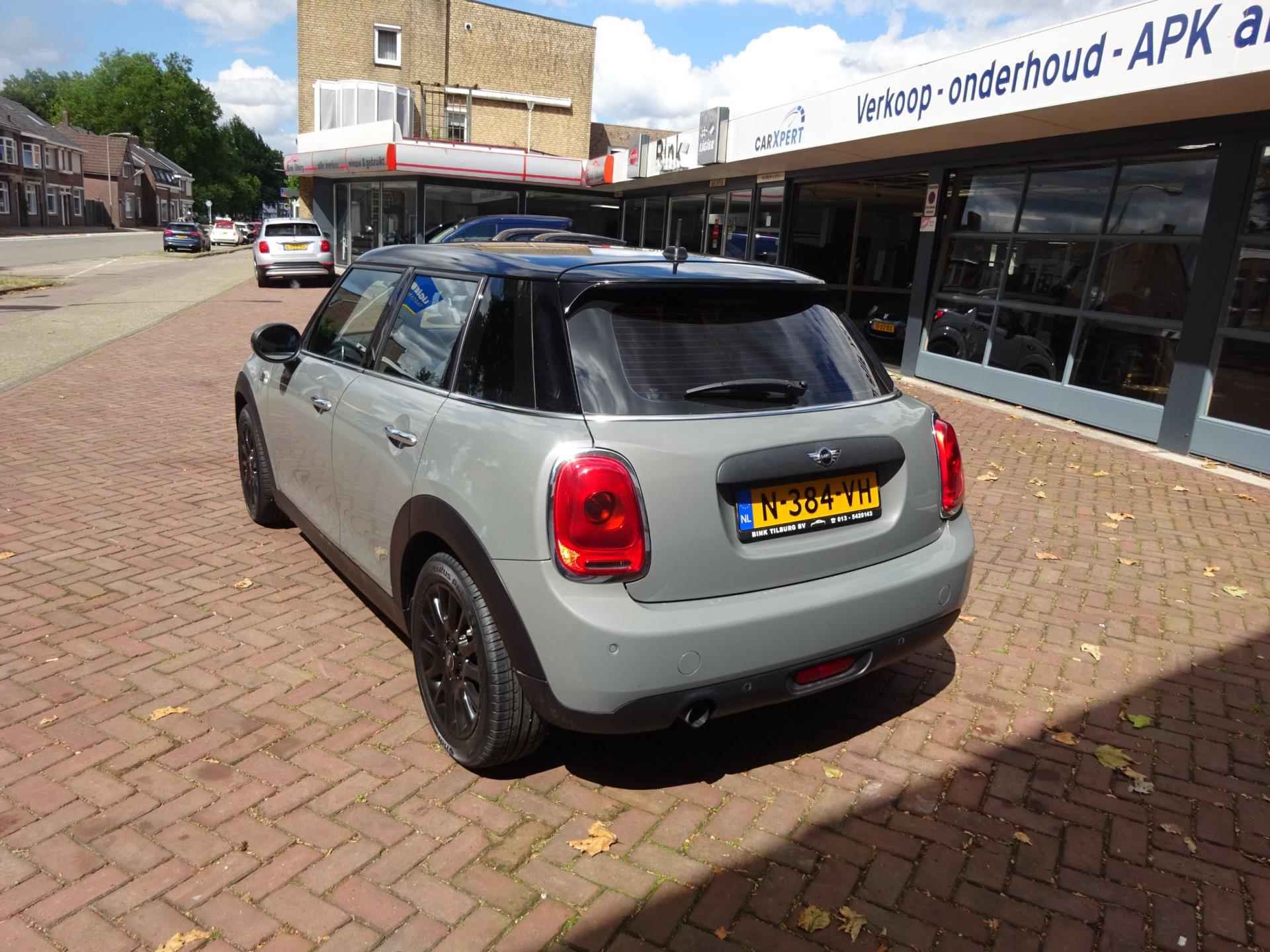 Mini 1.2 One 5drs Business Airco / 16"LMV /Moonwalk grey metallic / Audio Blue Tooth Tel.Voorber. / PDC - 20/22