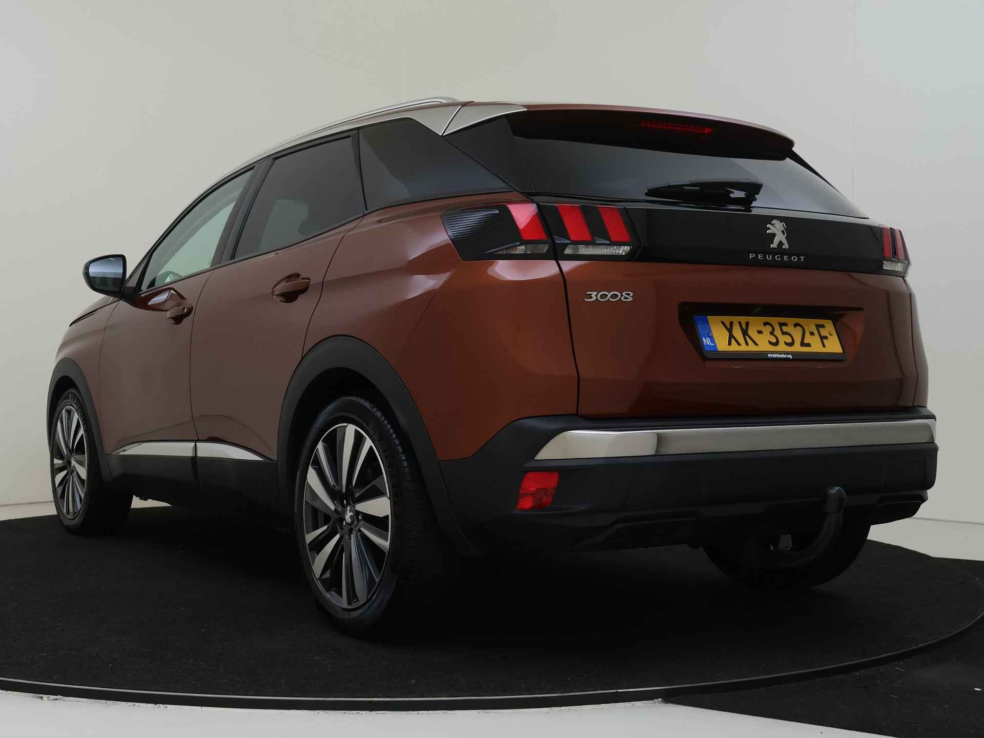 Peugeot 3008 1.6 PureTech 180pk Blue Lease Premium | Trekhaak | Panoramadak | 1500kg Trekgewicht | Leder - 5/45