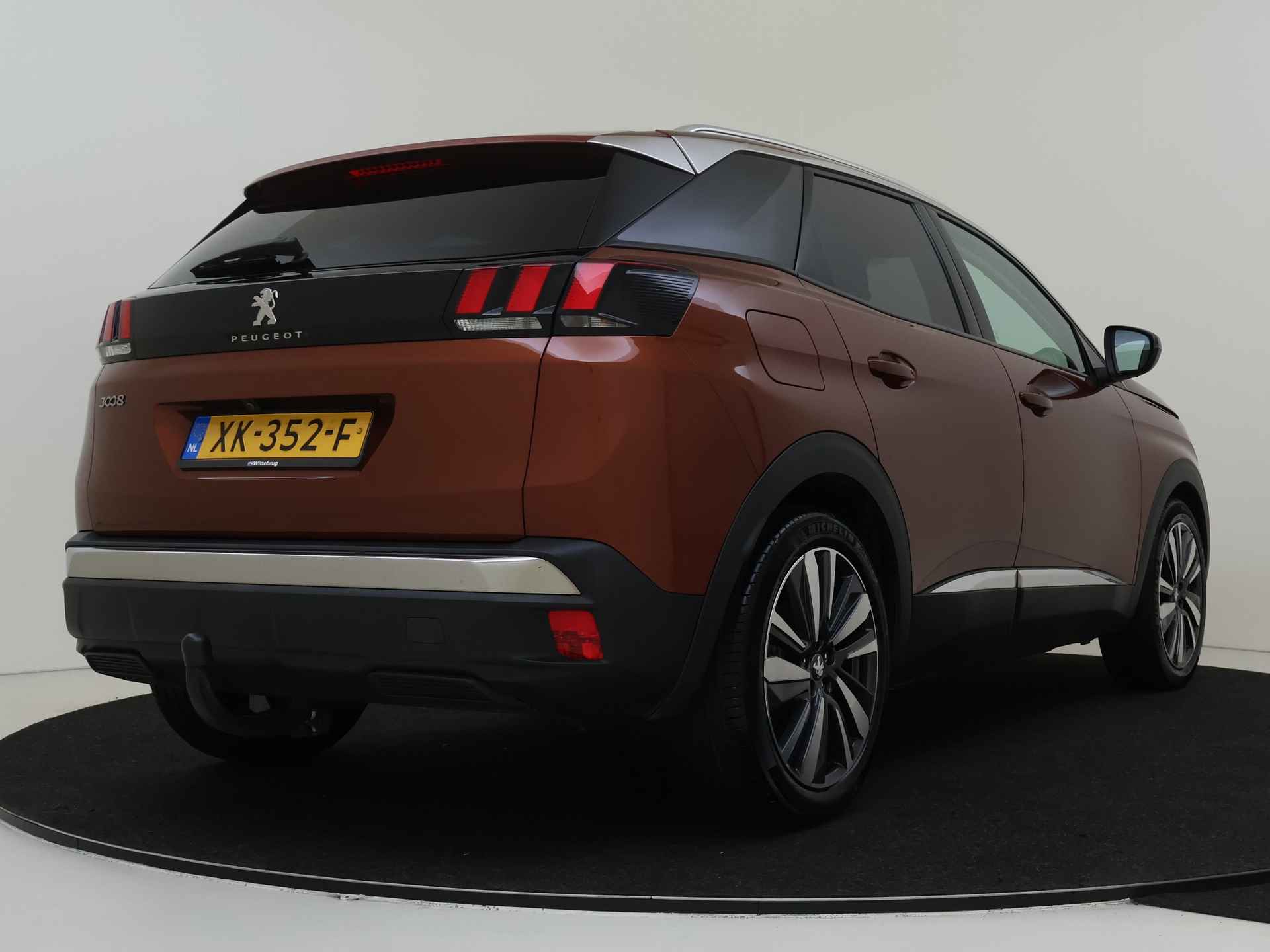 Peugeot 3008 1.6 PureTech 180pk Blue Lease Premium | Trekhaak | Panoramadak | 1500kg Trekgewicht | Leder - 11/45