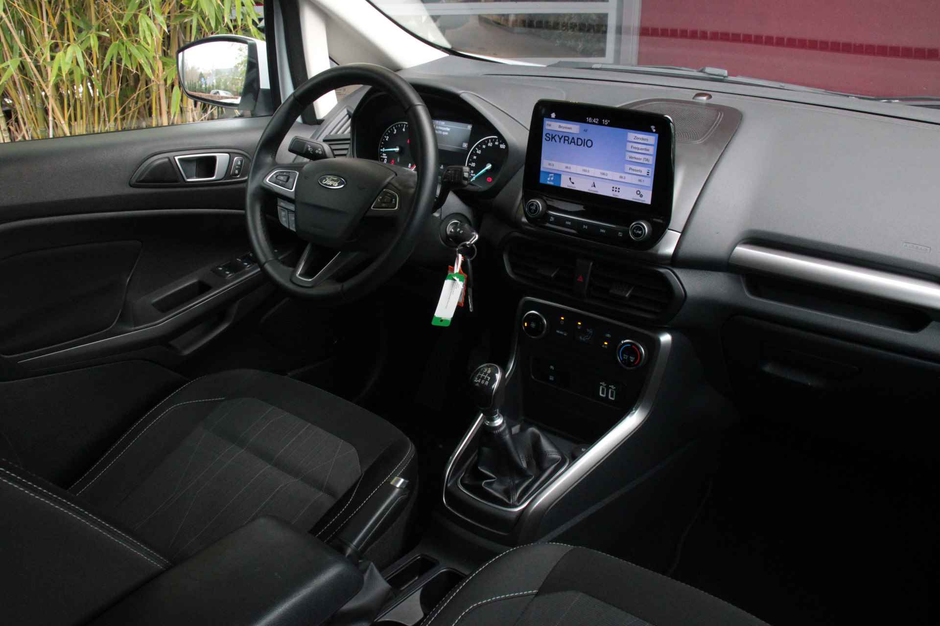 Ford EcoSport 1.0 EcoBoost 125pk Trend Ultimate | Camera | Apple Carplay | Navigatie | 16'' Velgen - 4/16