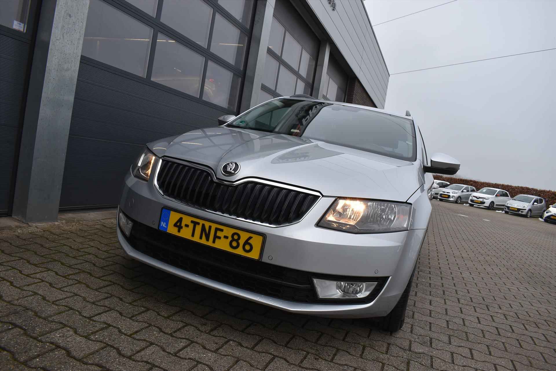 Skoda Octavia 1.4 TSI 140pk Ambition Business Line - 14/34