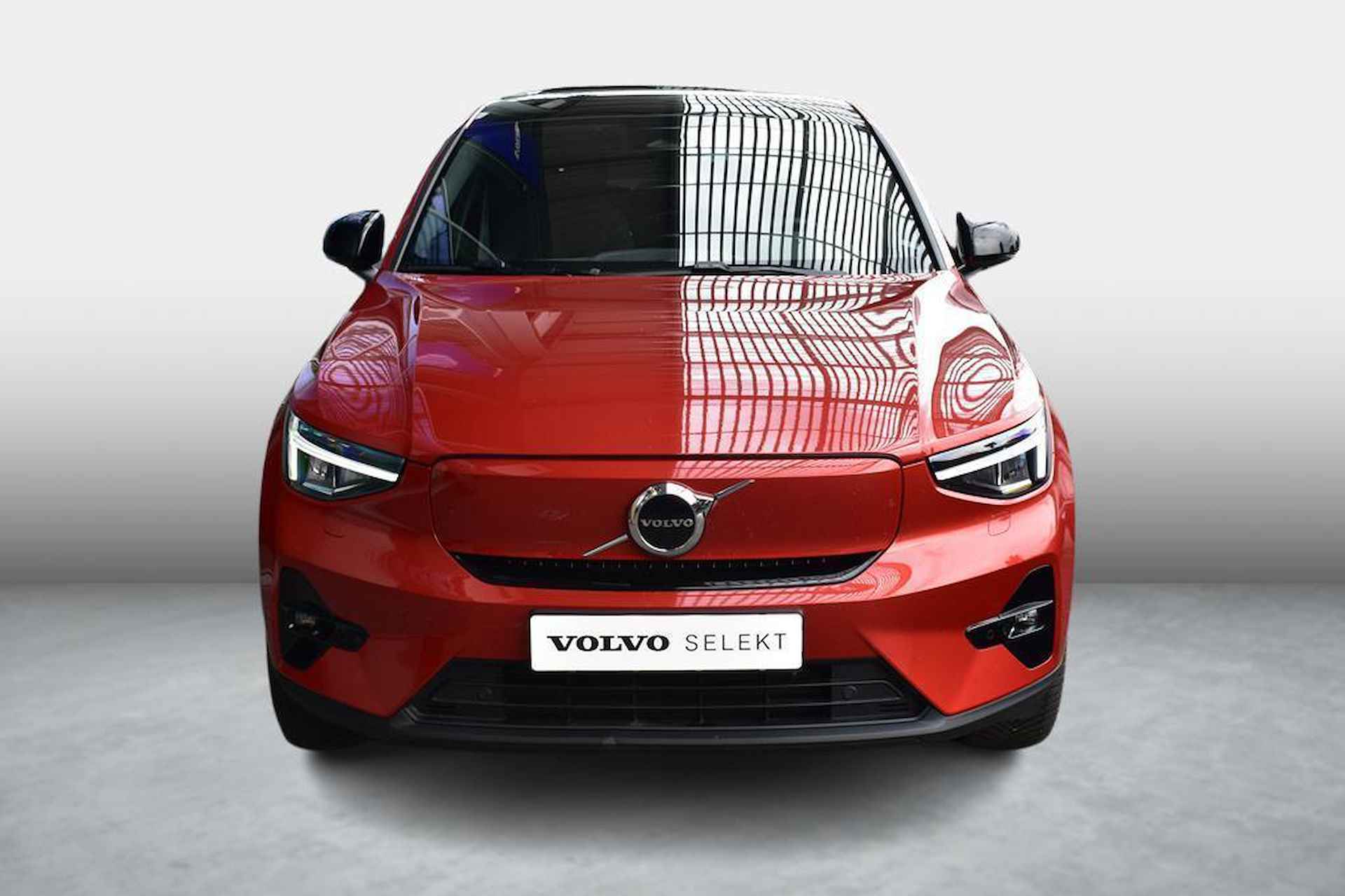 Volvo C40 Recharge Plus 69 kWh | Stoelverwarming | Achteruitrijcamera | Getinte ramen | Google navigatie | Adaptieve cruise control | - 2/26