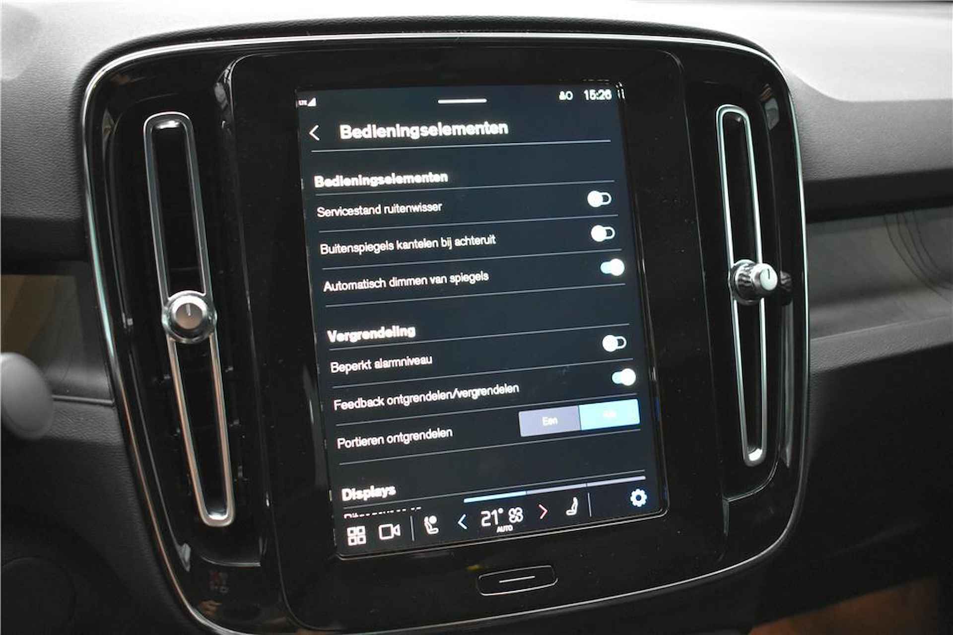 Volvo C40 Recharge Plus 69 kWh | Stoelverwarming | Achteruitrijcamera | Getinte ramen | Google navigatie | Adaptieve cruise control | - 14/26