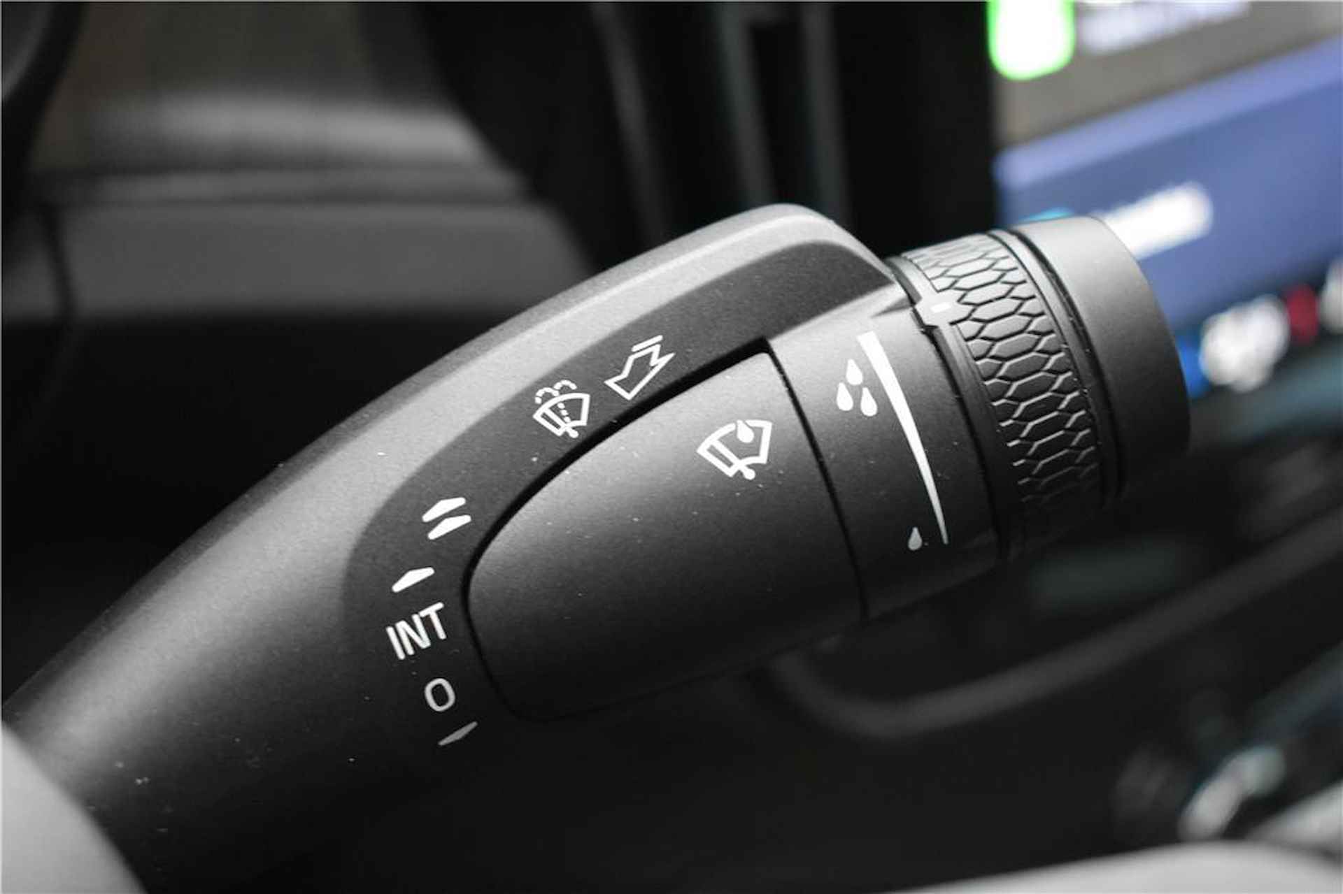 Volvo C40 Recharge Plus 69 kWh | Stoelverwarming | Achteruitrijcamera | Getinte ramen | Google navigatie | Adaptieve cruise control | - 24/26