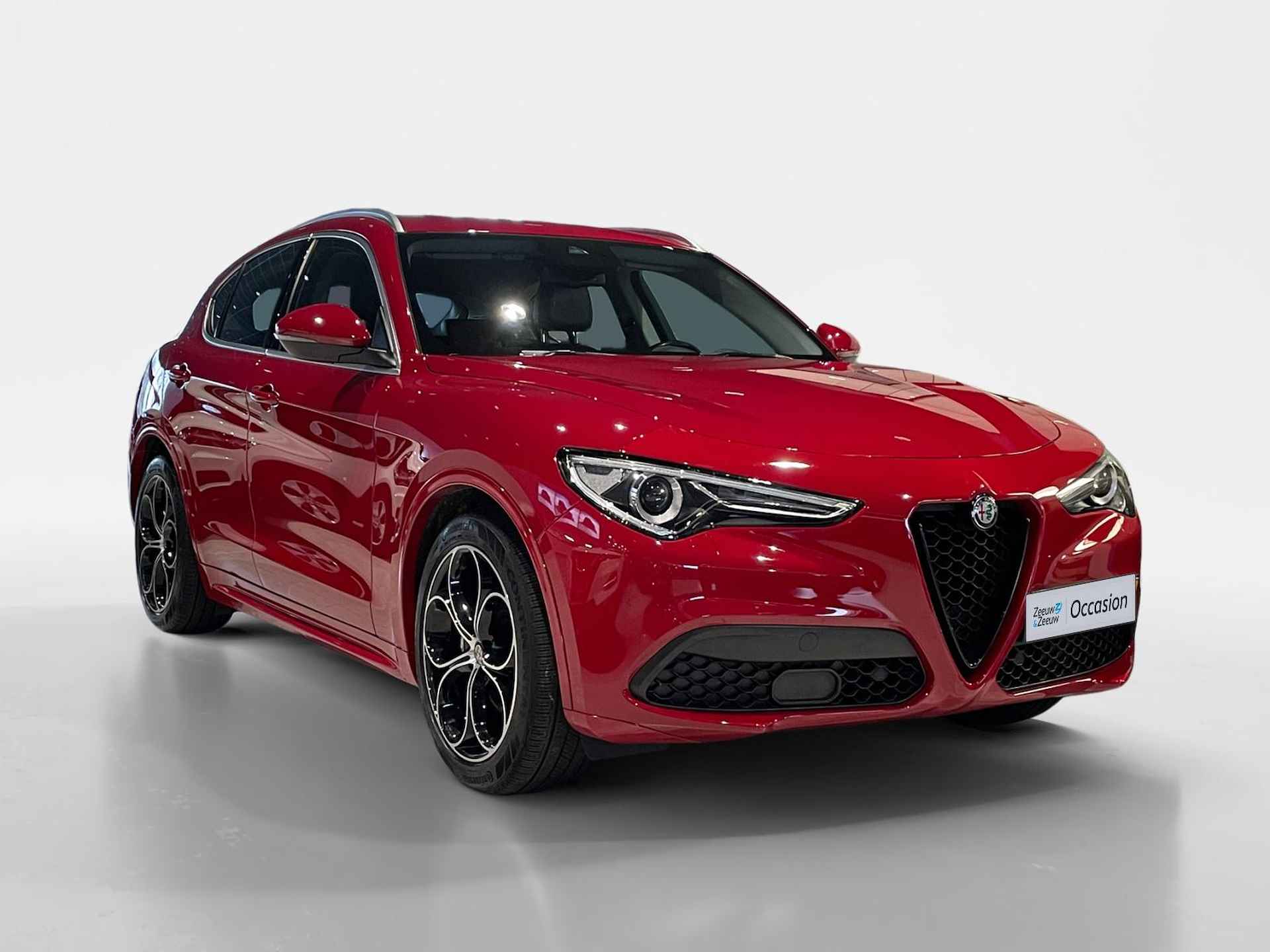 Alfa Romeo Stelvio 2.0 T AWD Super 200PK AUTOMAAT | Rosso Alfa | All Season banden | Cruise control | Climate control | Afneembare trekhaak | 4x4 | Navigatie | Lederen bekleding | Bi-led verlichting | Side skirts in kleur | 20'' Lichtmetalen wielen | - 6/50