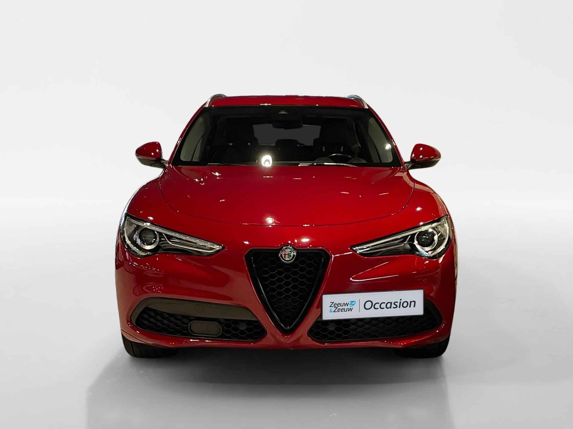 Alfa Romeo Stelvio 2.0 T AWD Super 200PK AUTOMAAT | Rosso Alfa | All Season banden | Cruise control | Climate control | Afneembare trekhaak | 4x4 | Navigatie | Lederen bekleding | Bi-led verlichting | Side skirts in kleur | 20'' Lichtmetalen wielen | - 7/50