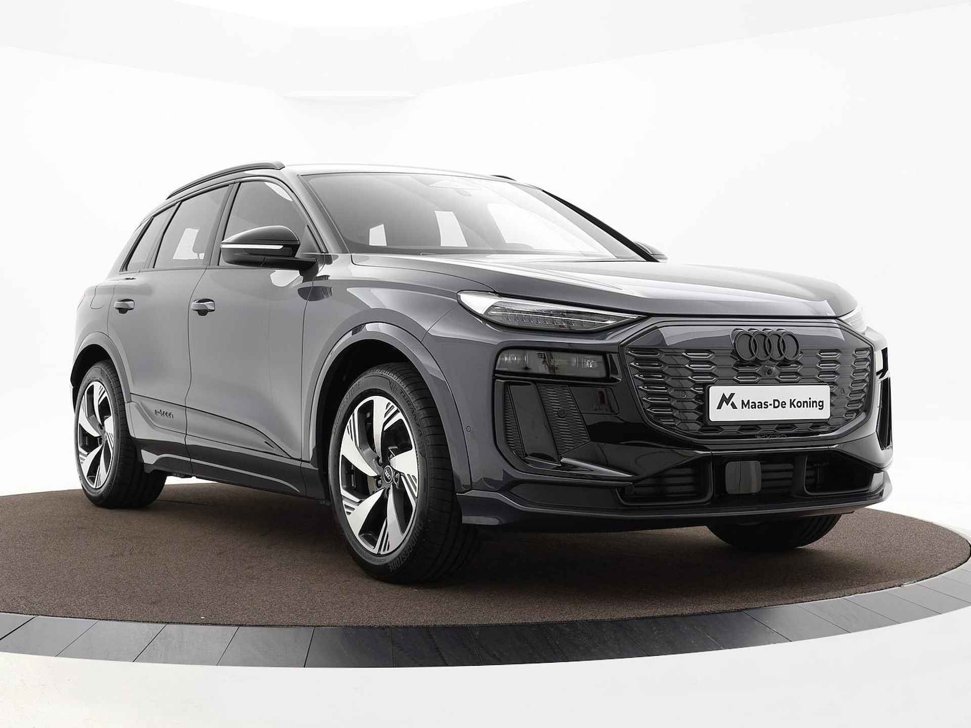 Audi Q6 e-tron S edition performance 100 kWh · Luchtvering · Adaptive cruise control · Camera's rondom - 24/42