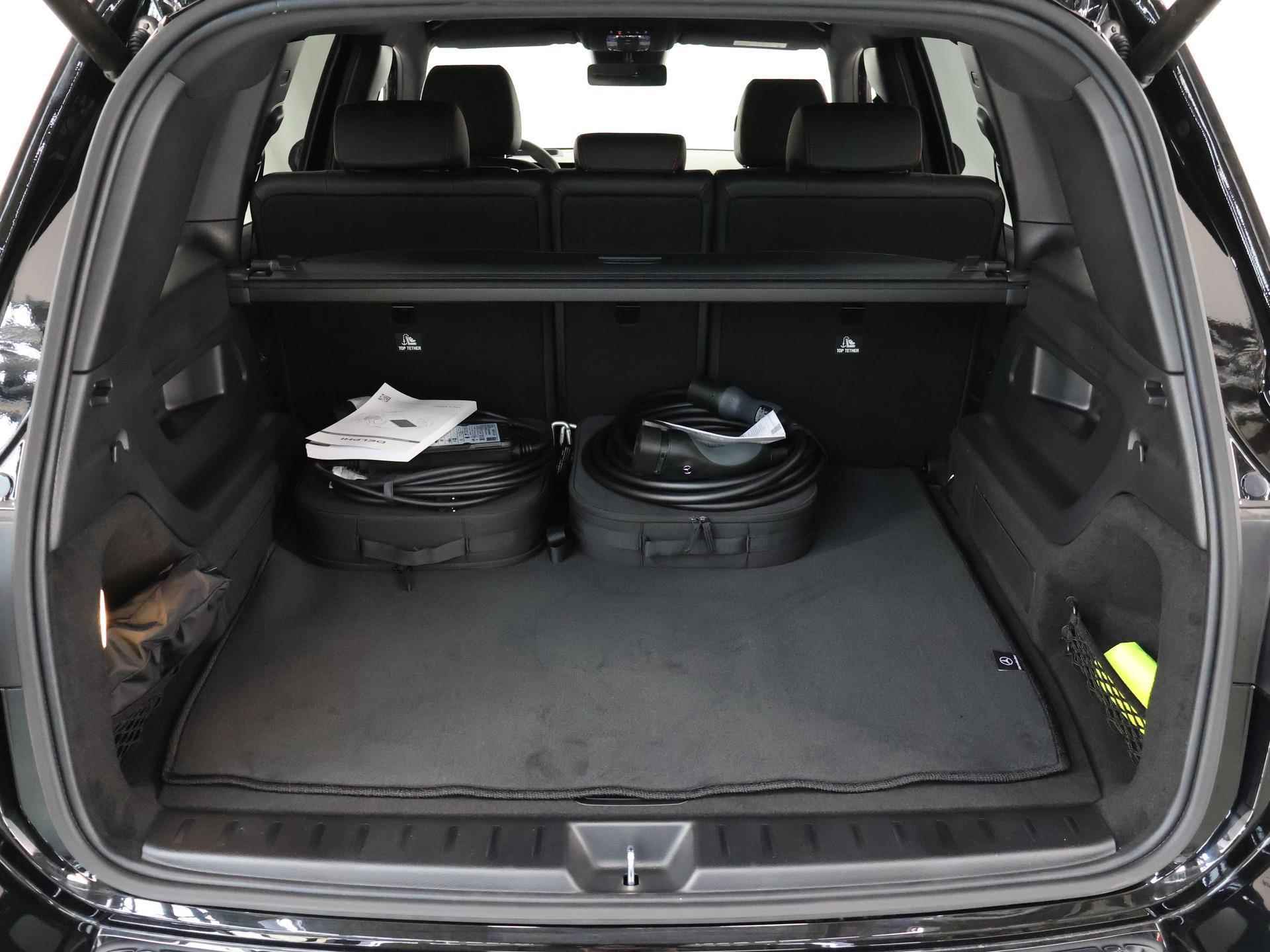 Mercedes-Benz EQB 250+ AMG Line 71 kWh Facelift type | 20 incl LM velgen | Getinte ramen | Head up display | Burmester - 26/51