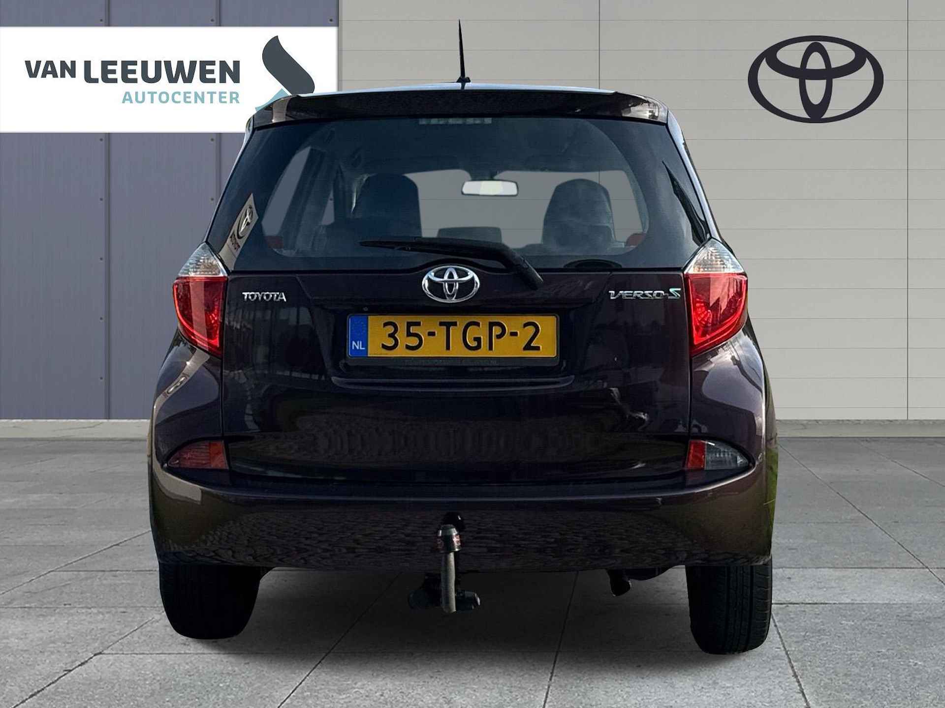 Toyota Verso-S 1.3 VVT-i Aspiration - 6/15