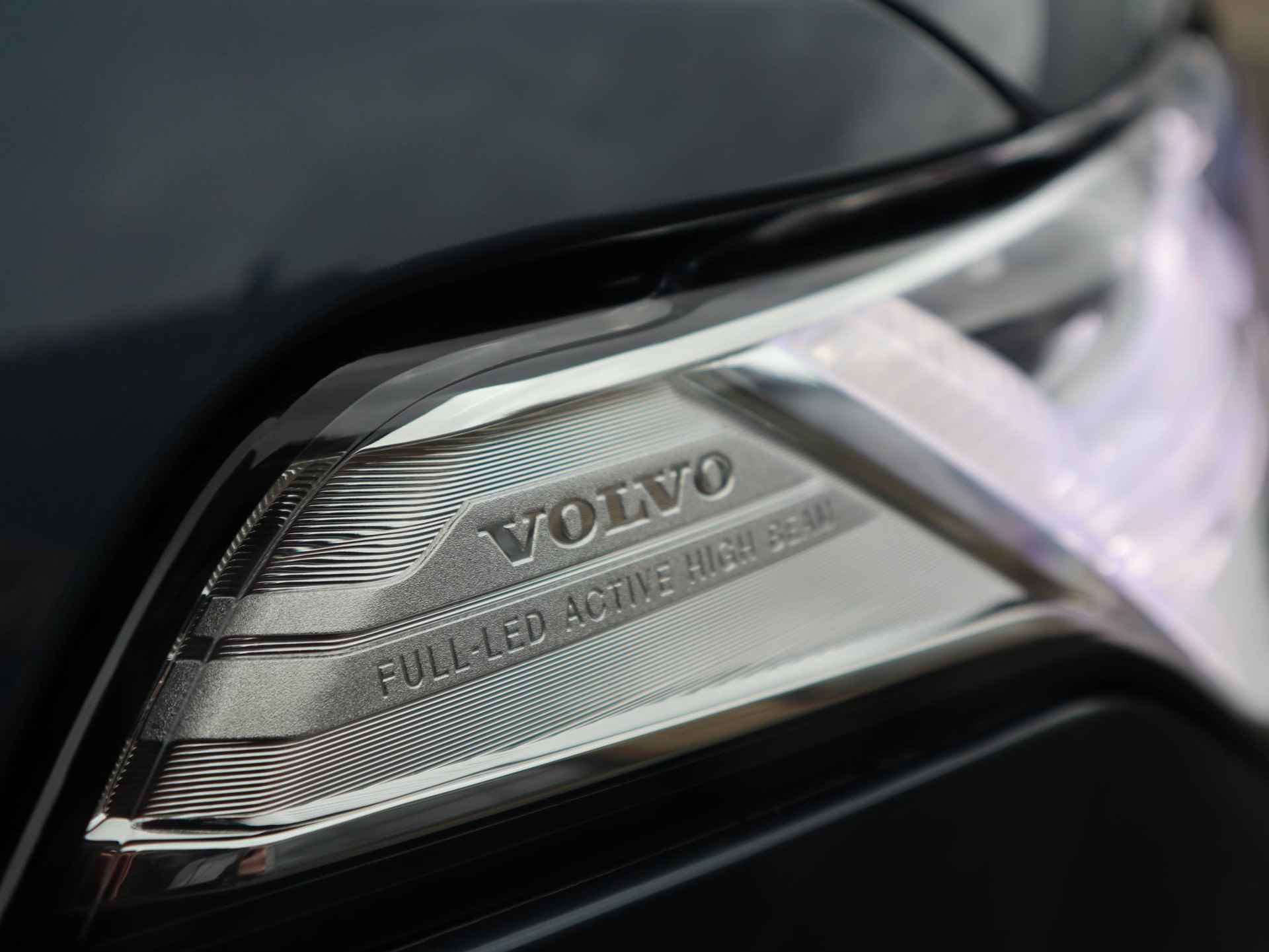 Volvo XC90 2.0 B5 AWD Plus Bright | Harman Kardon | btw - 8/61