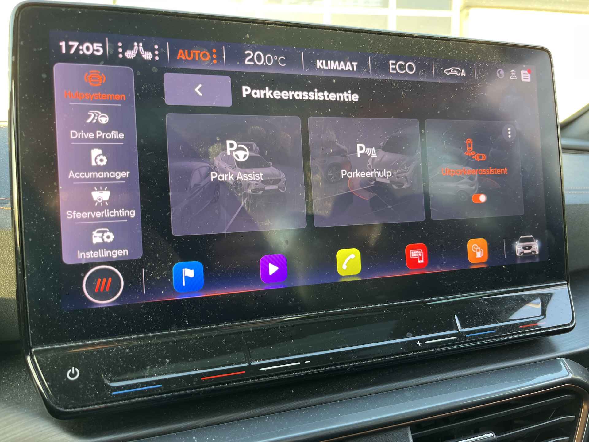 CUPRA Formentor 1.4 e-Hybrid VZ Black Edition / AUTOMAAT/ PANO/ 245 PK/ 360 CAMERA/ PARK. SENSOREN/ LEDEREN MEMORY SEATS/ MATRIX/ DODE HOEK/ KEYLESS/ DCC/ STOEL-STUURVERWARM./ ADAPT. CRUISE/ APP-CONNECT/ NAVI/ CLIMA/ DAB/ 19" LMV - 22/35