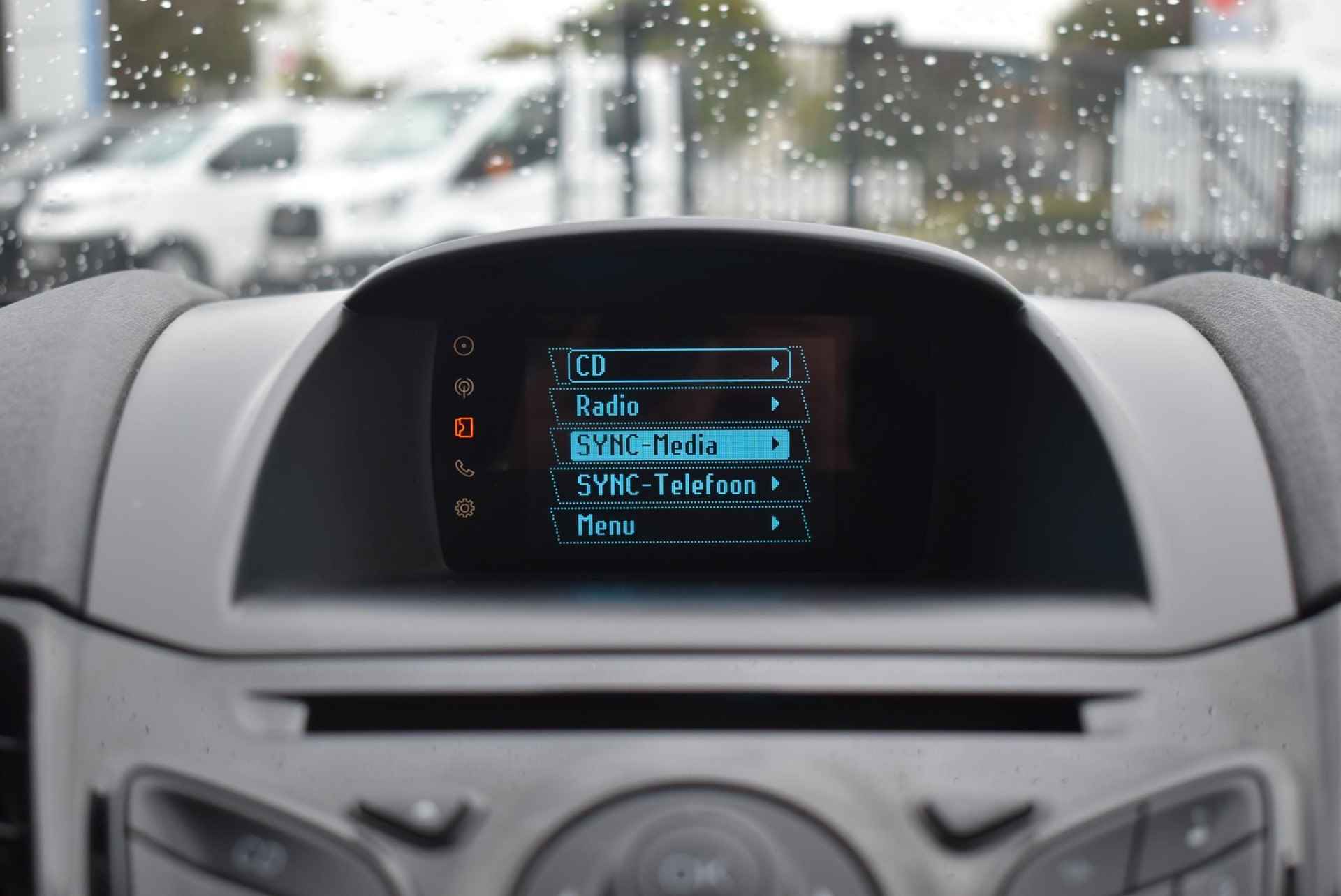 Ford Fiesta 1.0 Titanium | Climate Control | Stoelverwarming | Voorruitverwarming | - 11/19