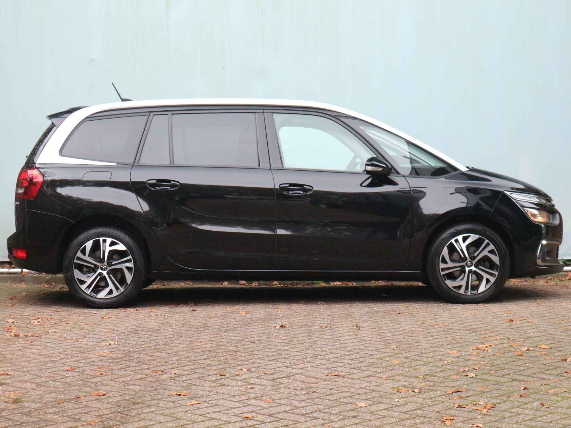 Citroen Grand C4 SpaceTourer Business 1.2 130 pk Automaat / 7-zits / Stoelverwarming / Camera - 22/30