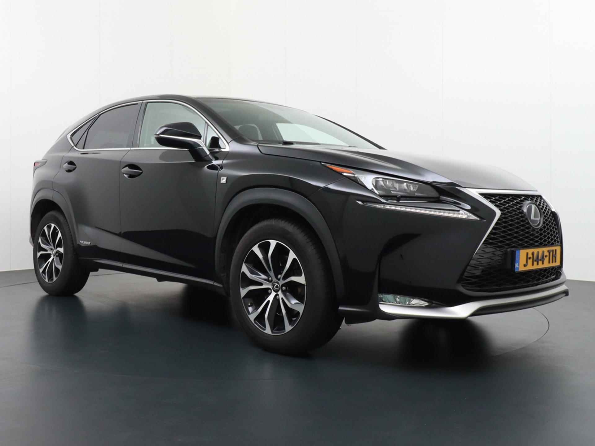 Lexus NX 300h AWD F-Sport 4WD/Panorama/Leder/Navi/Dealer onderhouden - 3/46