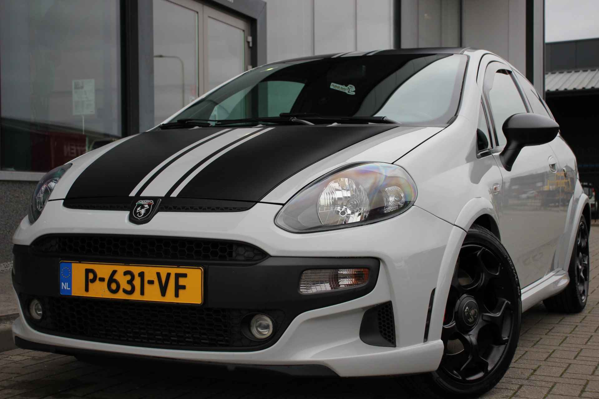 Fiat Punto Evo 1.4 Abarth Supersport | 164PK | Navi. | Camera | Brembo - 4/31