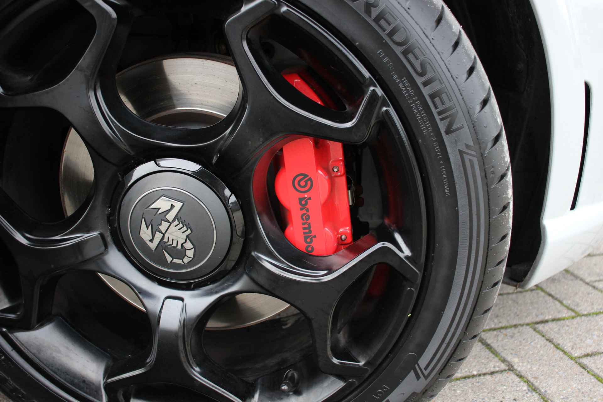 Fiat Punto Evo 1.4 Abarth Supersport | 164PK | Navi. | Camera | Brembo - 23/31