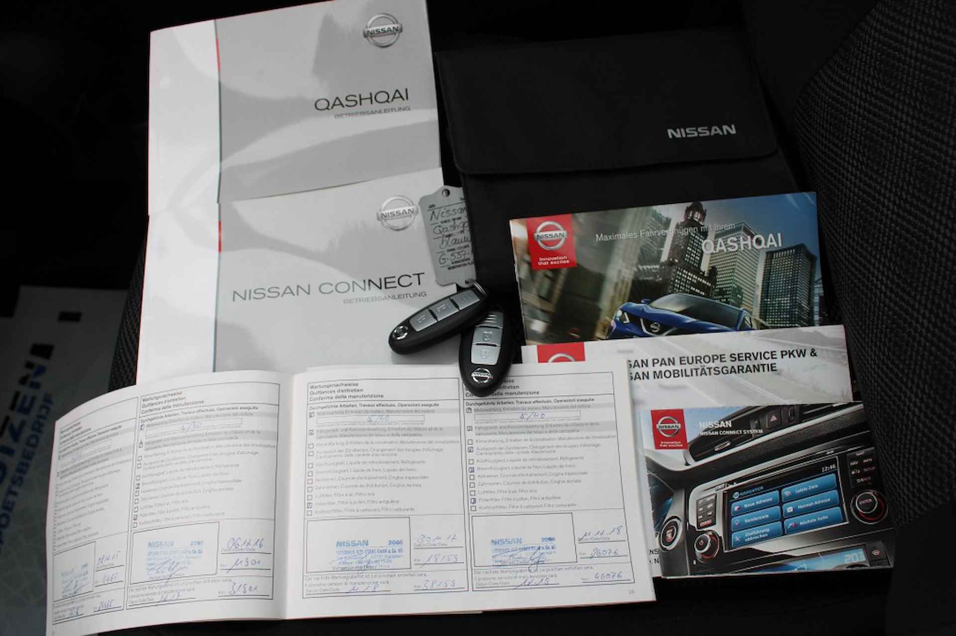 NISSAN Qashqai 1.2 116pk Connect Edition ECC/Cruise/Navi/PDC/Camera/Panodak/DAB - 3/41