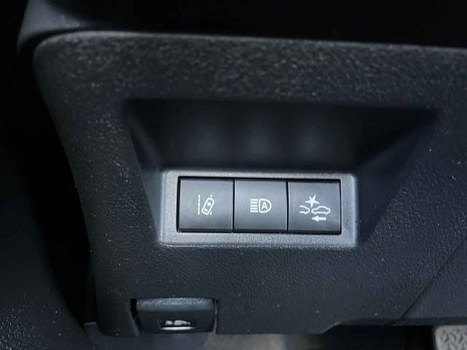 Toyota Yaris 1.5 Hybrid Active Automaat! Navigatie! - 22/25