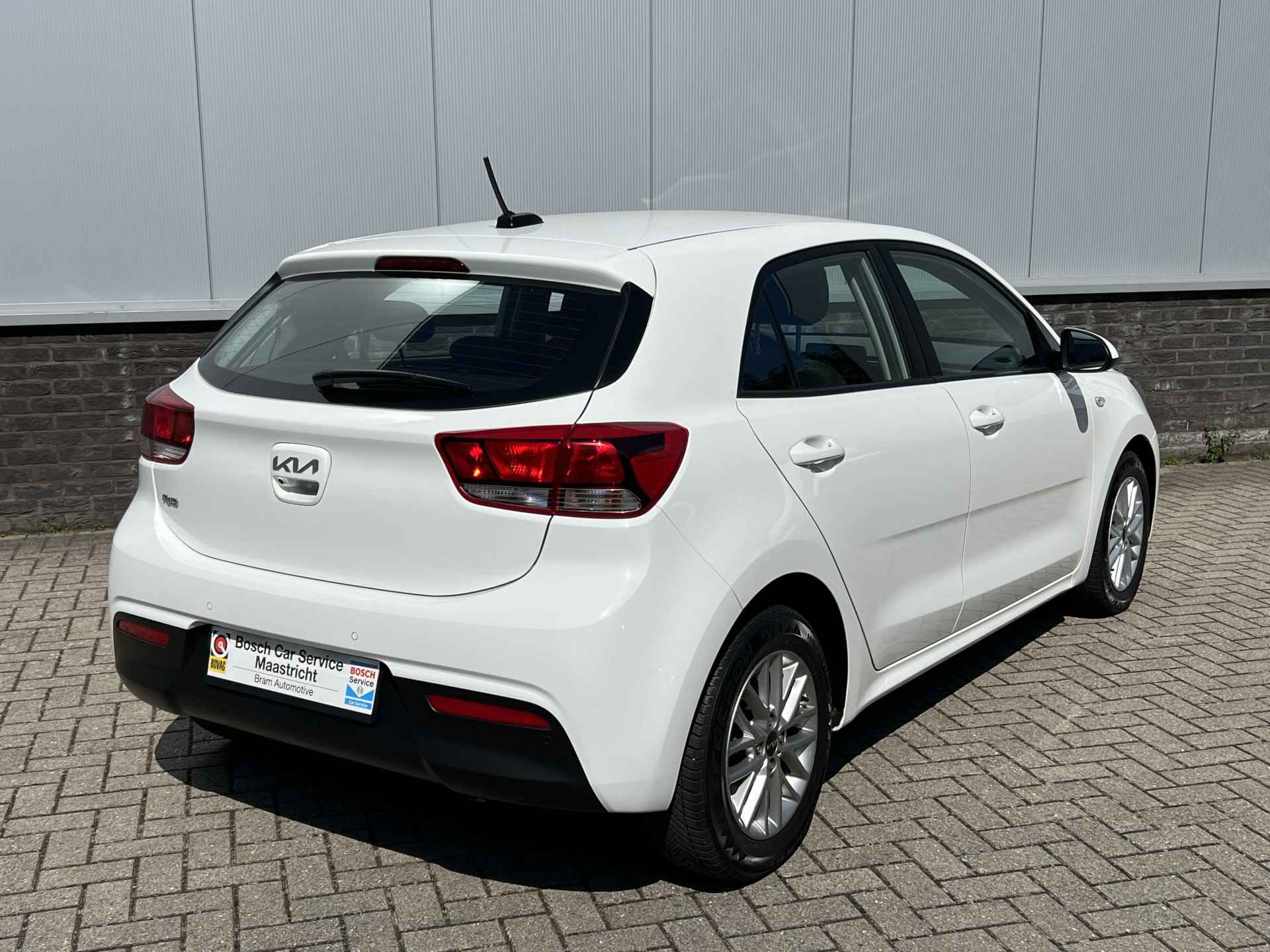 Kia Rio 1.0 T-GDi MHEV DynamicLine | Key-less | Camera | Carplay | Interesse, Proefrit? Bel of app met: 06-24 28 28 42 - 4/25