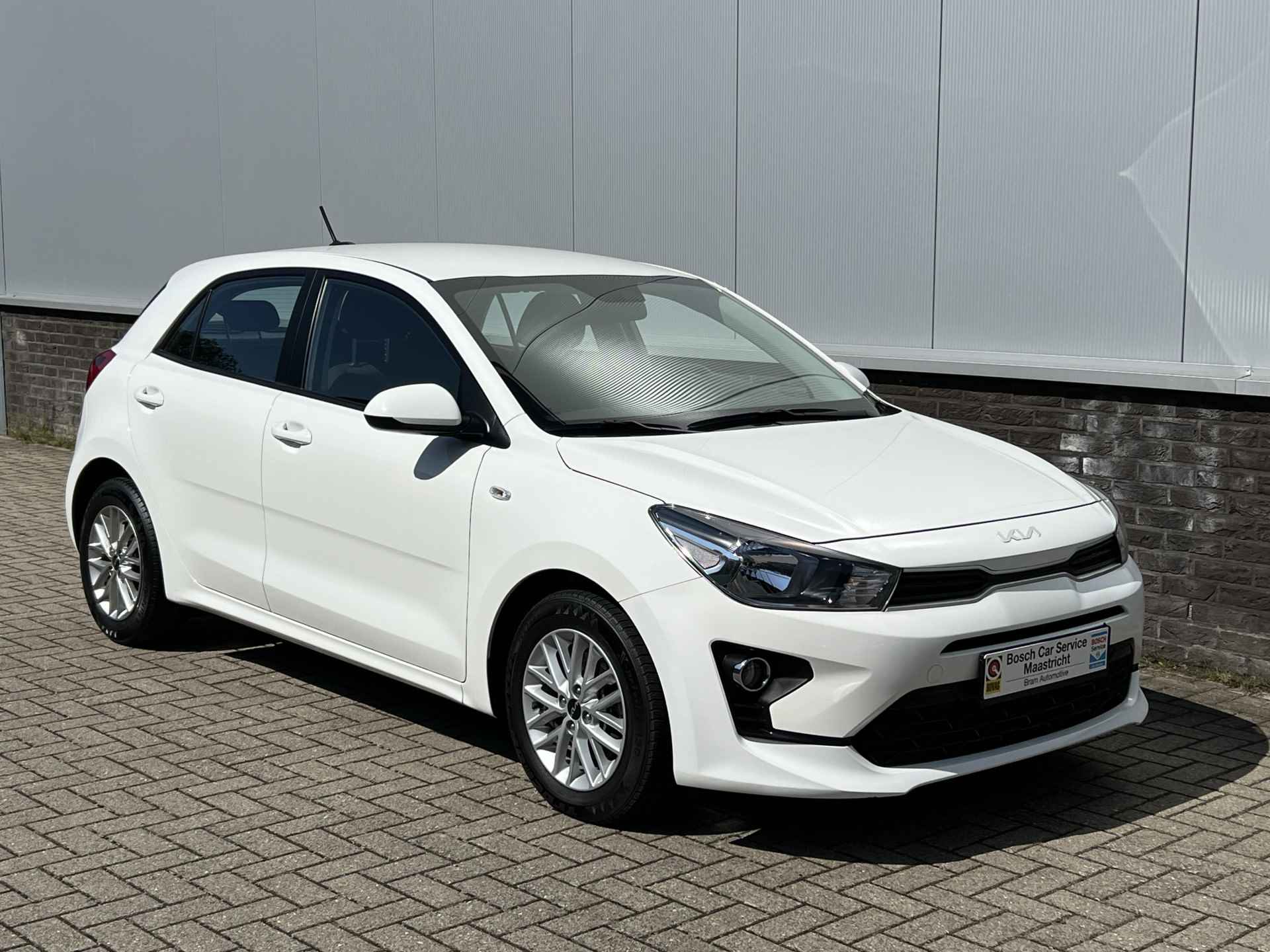 Kia Rio 1.0 T-GDi MHEV DynamicLine | Key-less | Camera | Carplay | Interesse, Proefrit? Bel of app met: 06-24 28 28 42 - 7/25