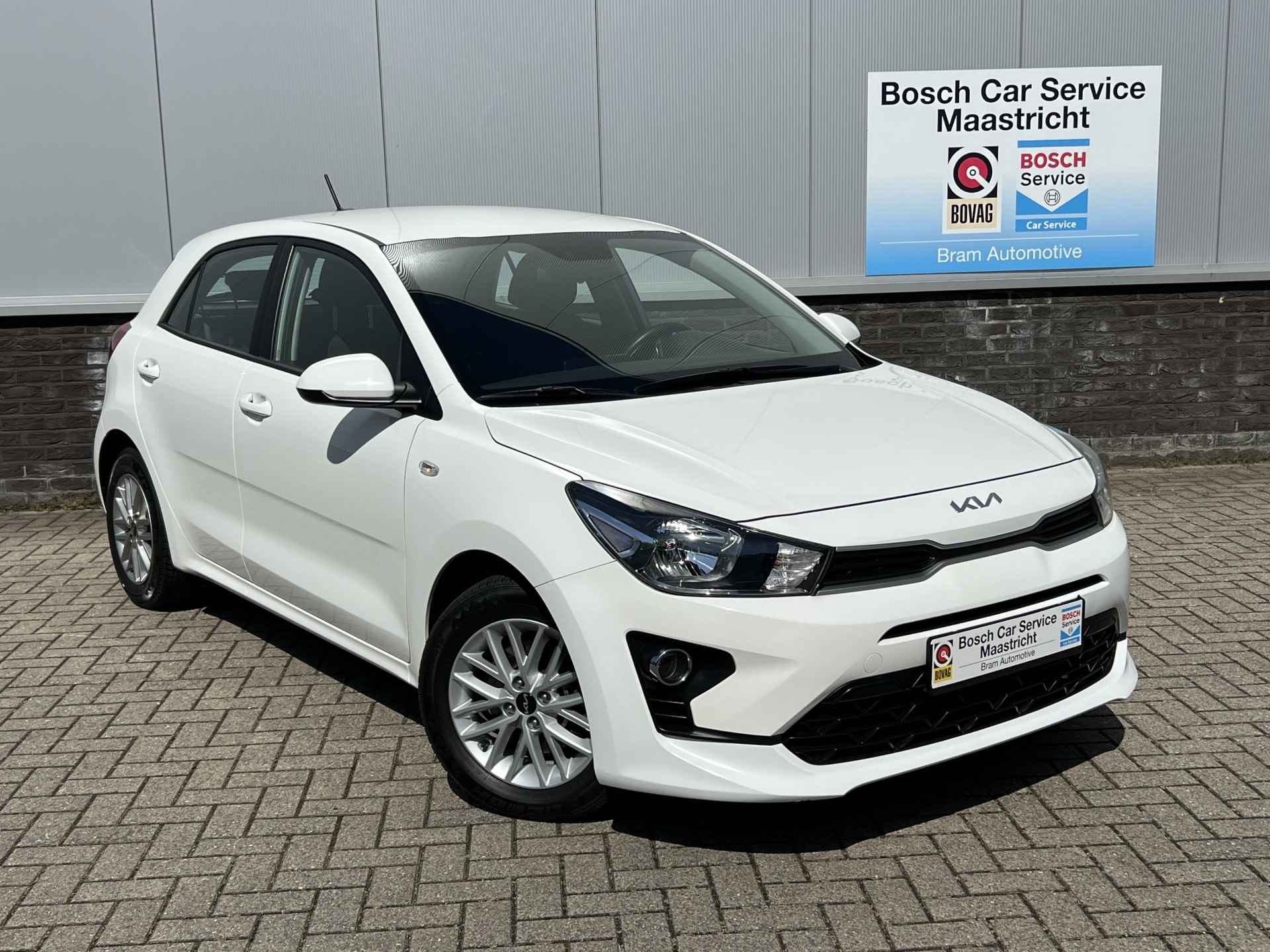 Kia Rio 1.0 T-GDi MHEV DynamicLine | Key-less | Camera | Carplay | Interesse, Proefrit? Bel of app met: 06-24 28 28 42 - 8/25