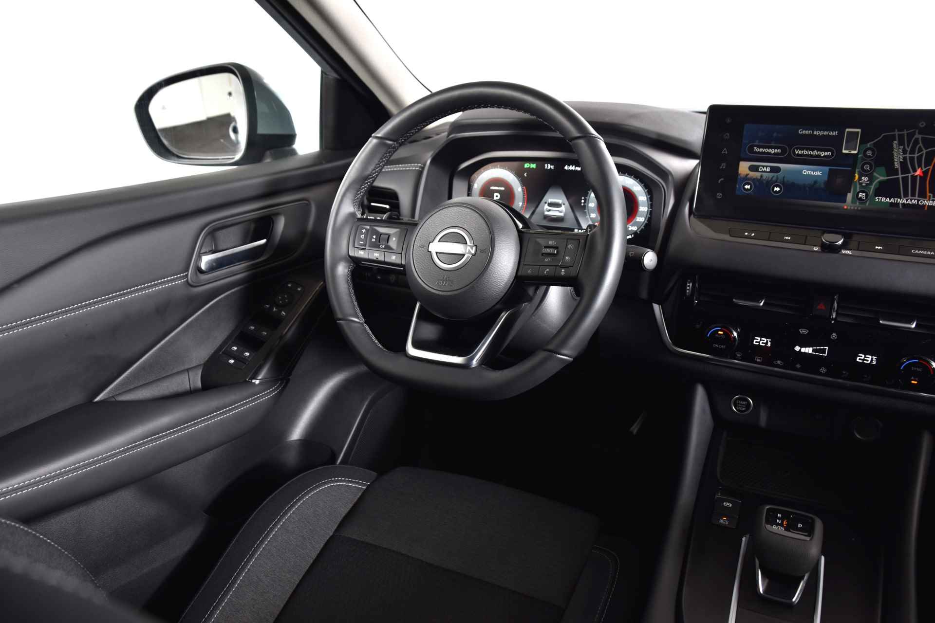 Nissan QASHQAI 1.3 MHEV 158 PK N-Connecta - Automaat | Cold Pack | 12.3'' Dig. Cockpit | Adapt. Cruise | 360 Camera | PDC | NAV + App Connect | Elek. Klep | LM 18'' | ECC | 6703 - 34/49