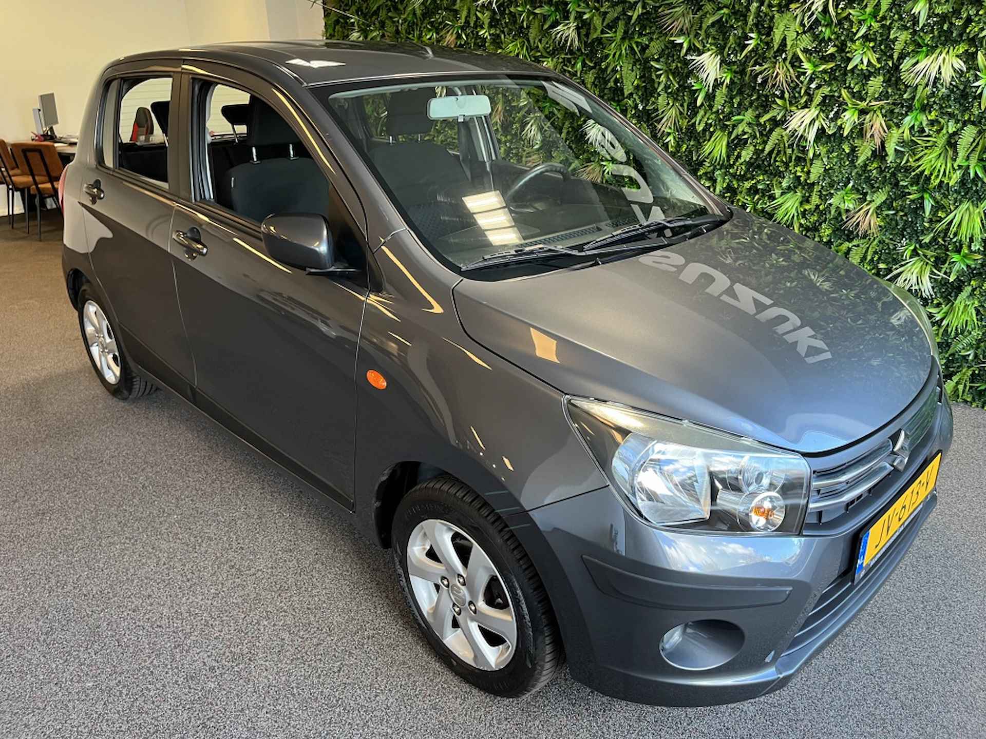 Suzuki Celerio 1.0 Exclusive 1e eig. Airco 1.0 Exclusive - 6/21