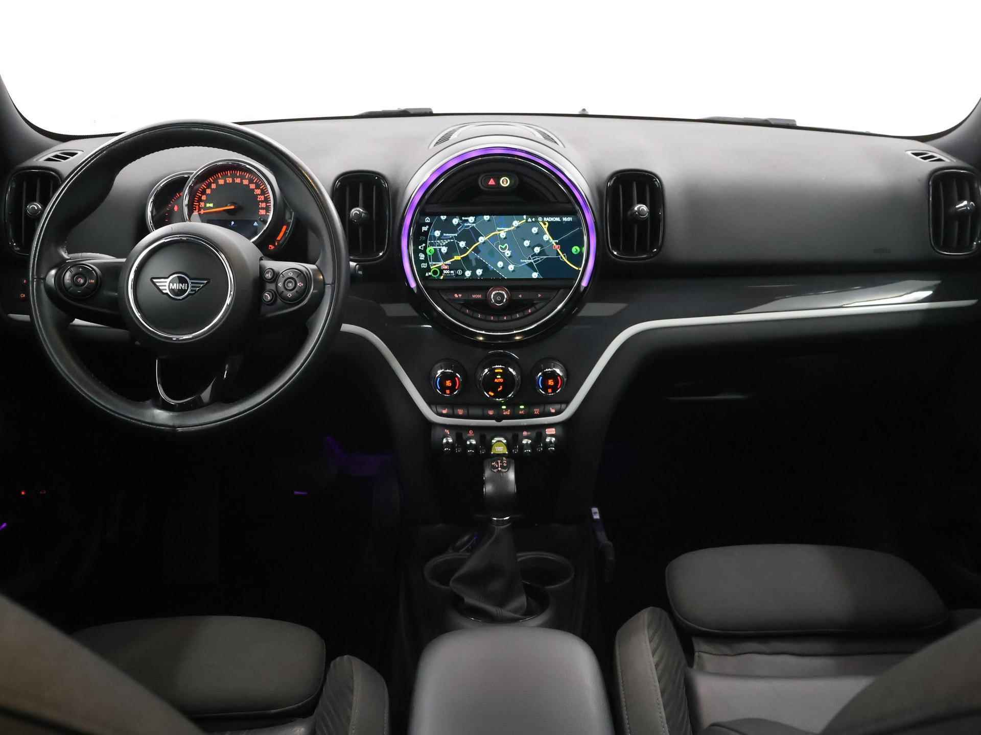 Mini Mini Countryman 2.0 Cooper S E ALL4 Chili | Panoramadak | Parkeercamera | Harman Kardon | Navigatie | Stoelverwarming | Keyless go | Climate Control | Stoelverwarming | - 9/50