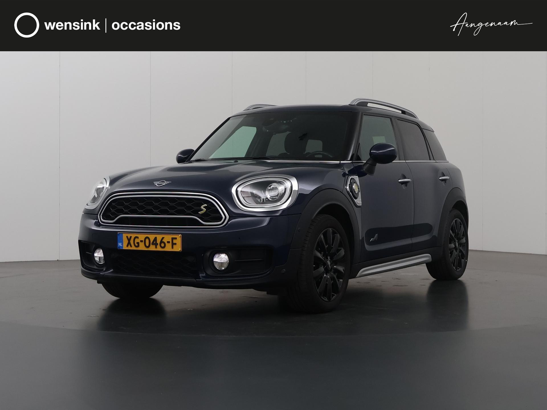 Mini Mini Countryman 2.0 Cooper S E ALL4 Chili | Panoramadak | Parkeercamera | Harman Kardon | Navigatie | Stoelverwarming | Keyless go | Climate Control | Stoelverwarming |