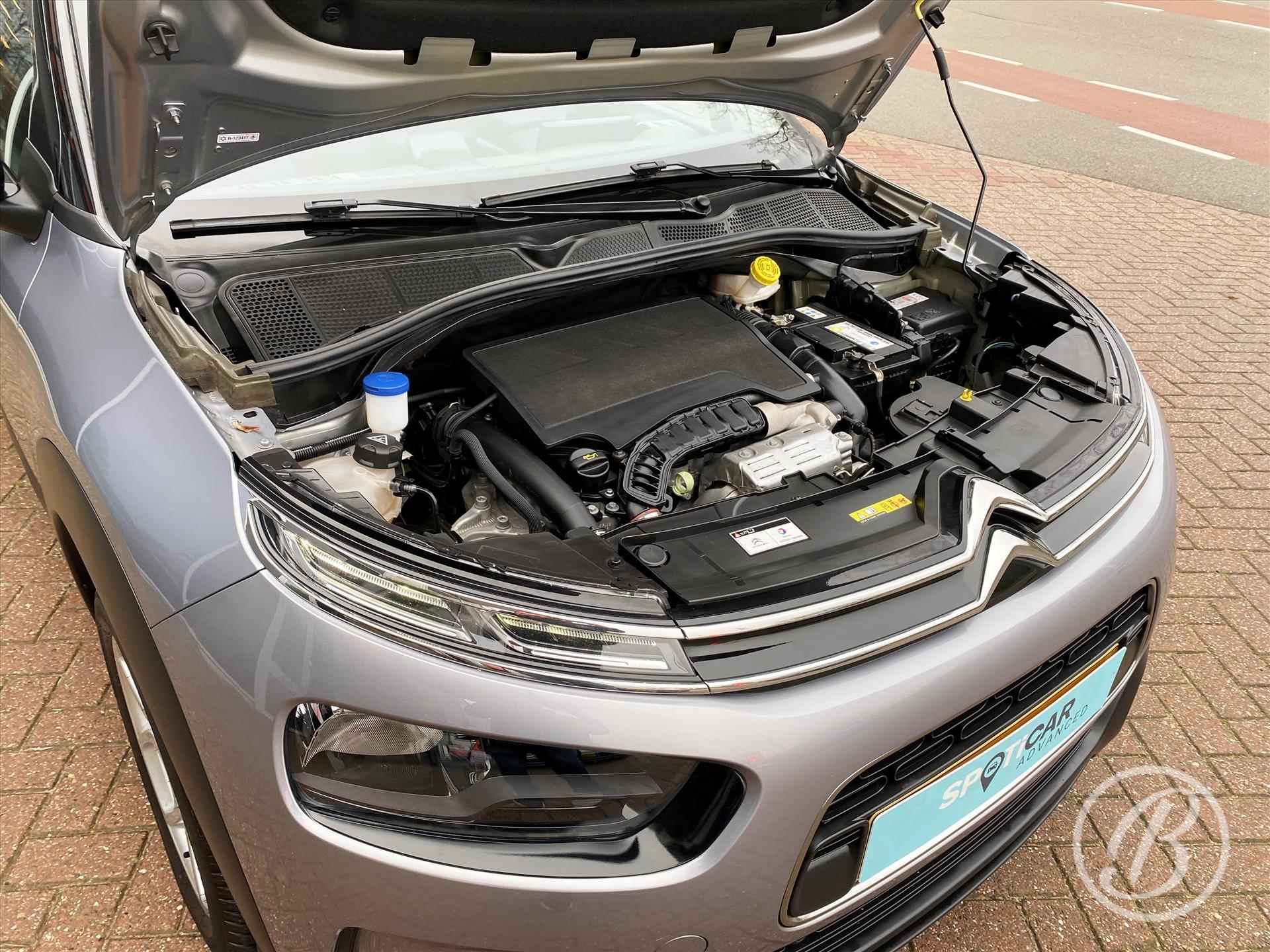 CITROEN C4 Cactus 1.2 Turbo 110pk  Shine | 16 inch velgen, parkeersensoren voor en achter, verw. voorstoelen, navigatie, apple, android, camera, cruise- en climate - 40/56