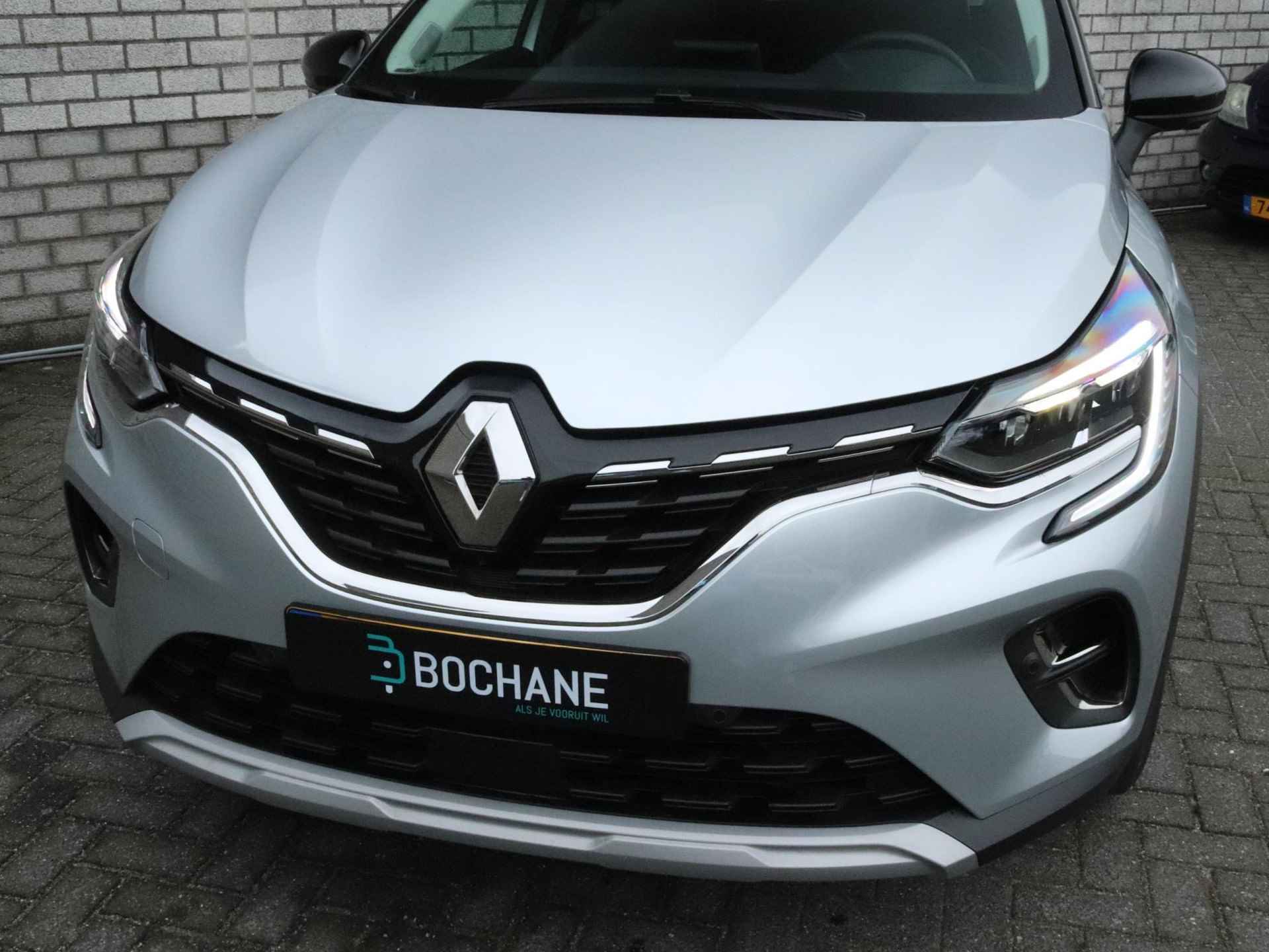 Renault Captur 1.0 TCe 90 Techno | Navigatie 9,3" | Apple Carplay | Climate Control | LED koplampen | Bose Audio | 360° Camera | Parkeersensoren | LMV 18" | Two-Tone | - 16/33