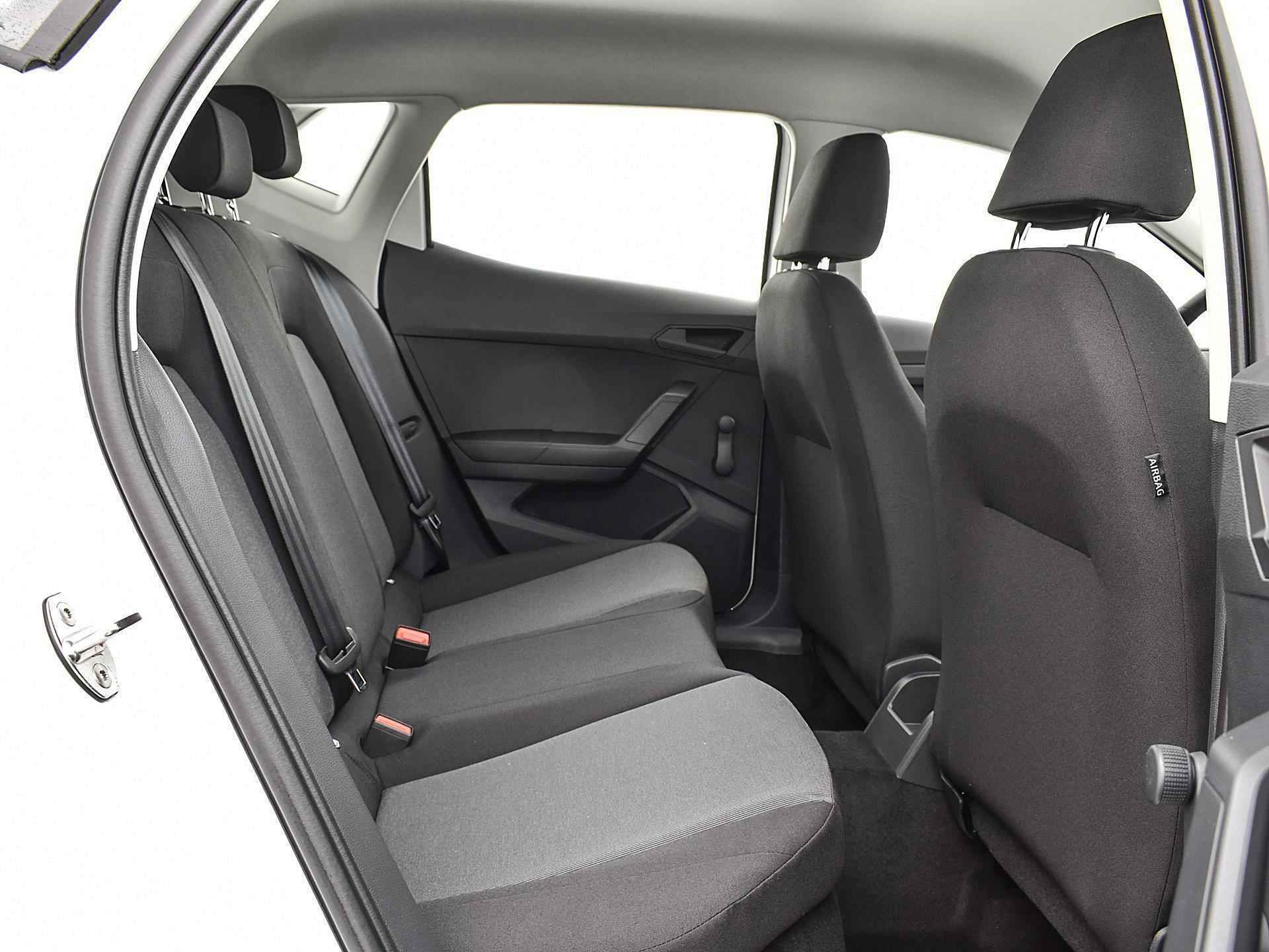 SEAT Ibiza Reference 1.0 59 kW / 80 pk MPI EVO Hatchback | PL ACTIE 365,- ** | Snel leverbaar! | 1000,- euro inruilbonus! - 28/31