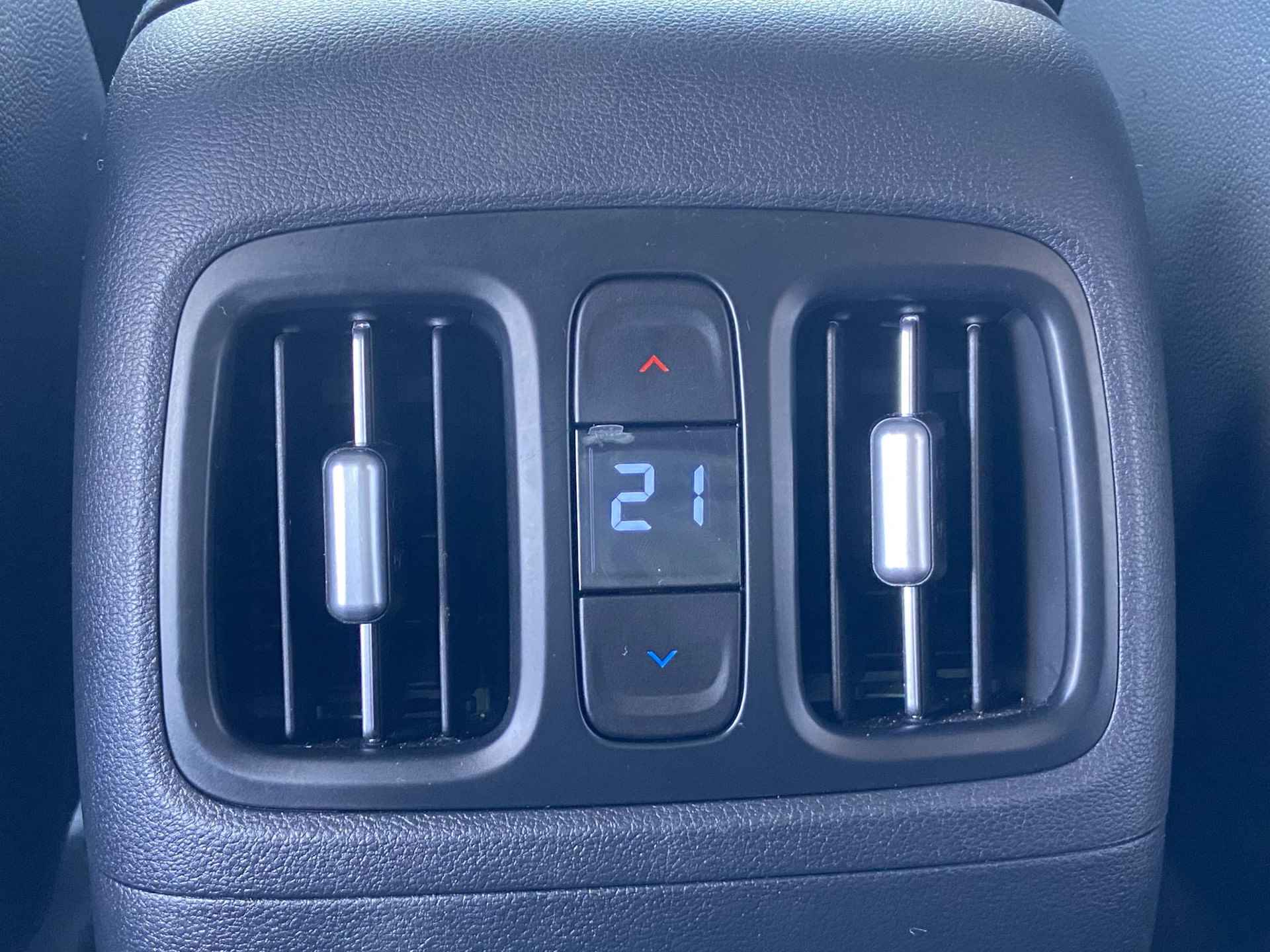 Hyundai Tucson 1.6 T-GDI HEV 230 PK Premium  || Lederen bekleding + memory | Blind-spot View Monitor| Fabrieksgarantie 10-2027 | - 24/59