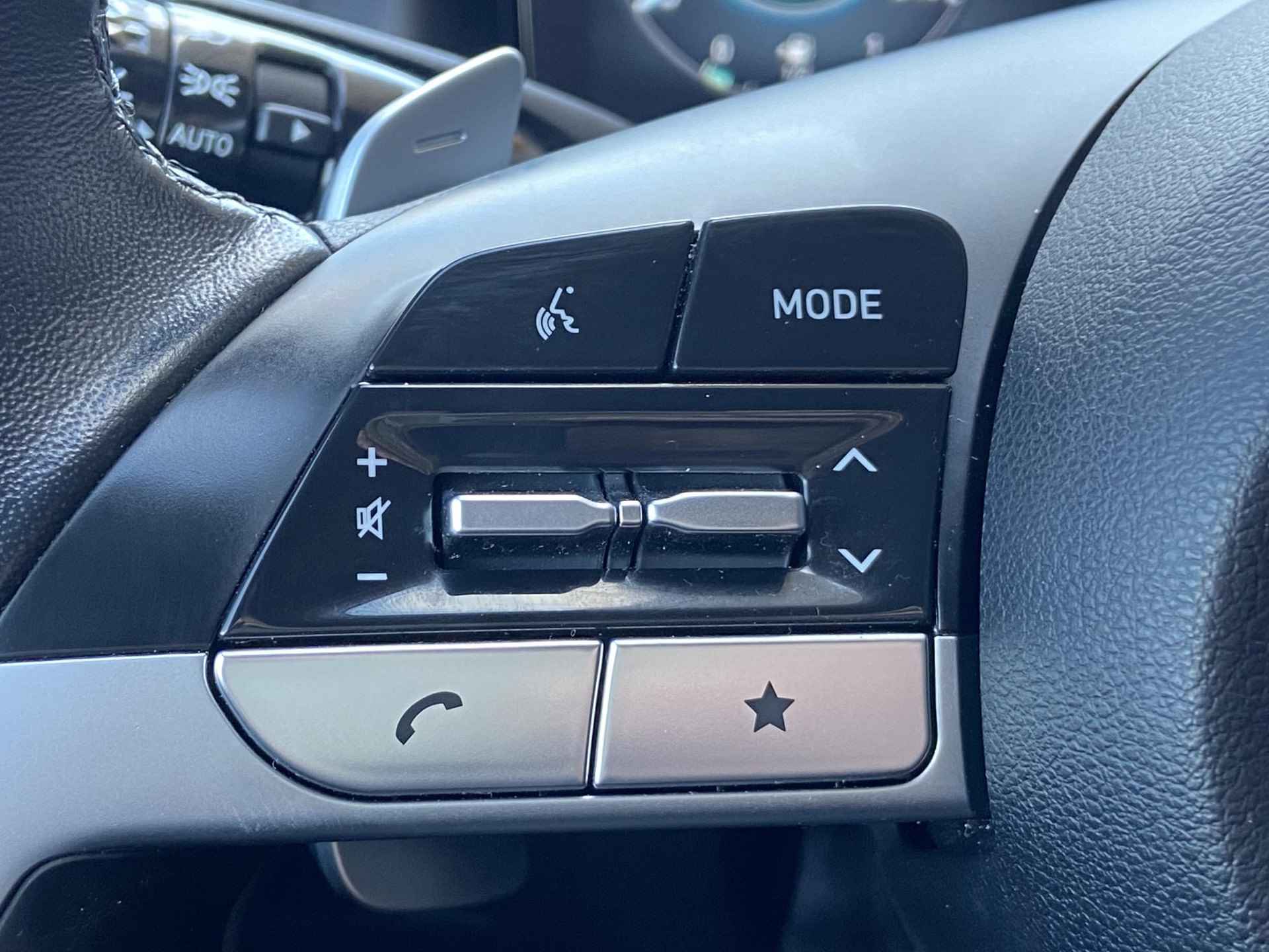 Hyundai Tucson 1.6 T-GDI HEV 230 PK Premium  || Lederen bekleding + memory | Blind-spot View Monitor| Fabrieksgarantie 10-2027 | - 36/59
