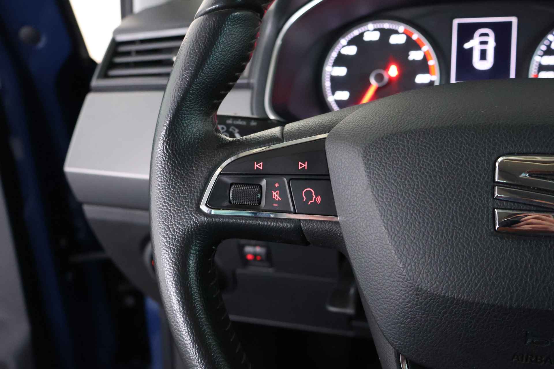 SEAT Ibiza 1.0 TSI Style / Navi / CarPlay / Airco - 18/30