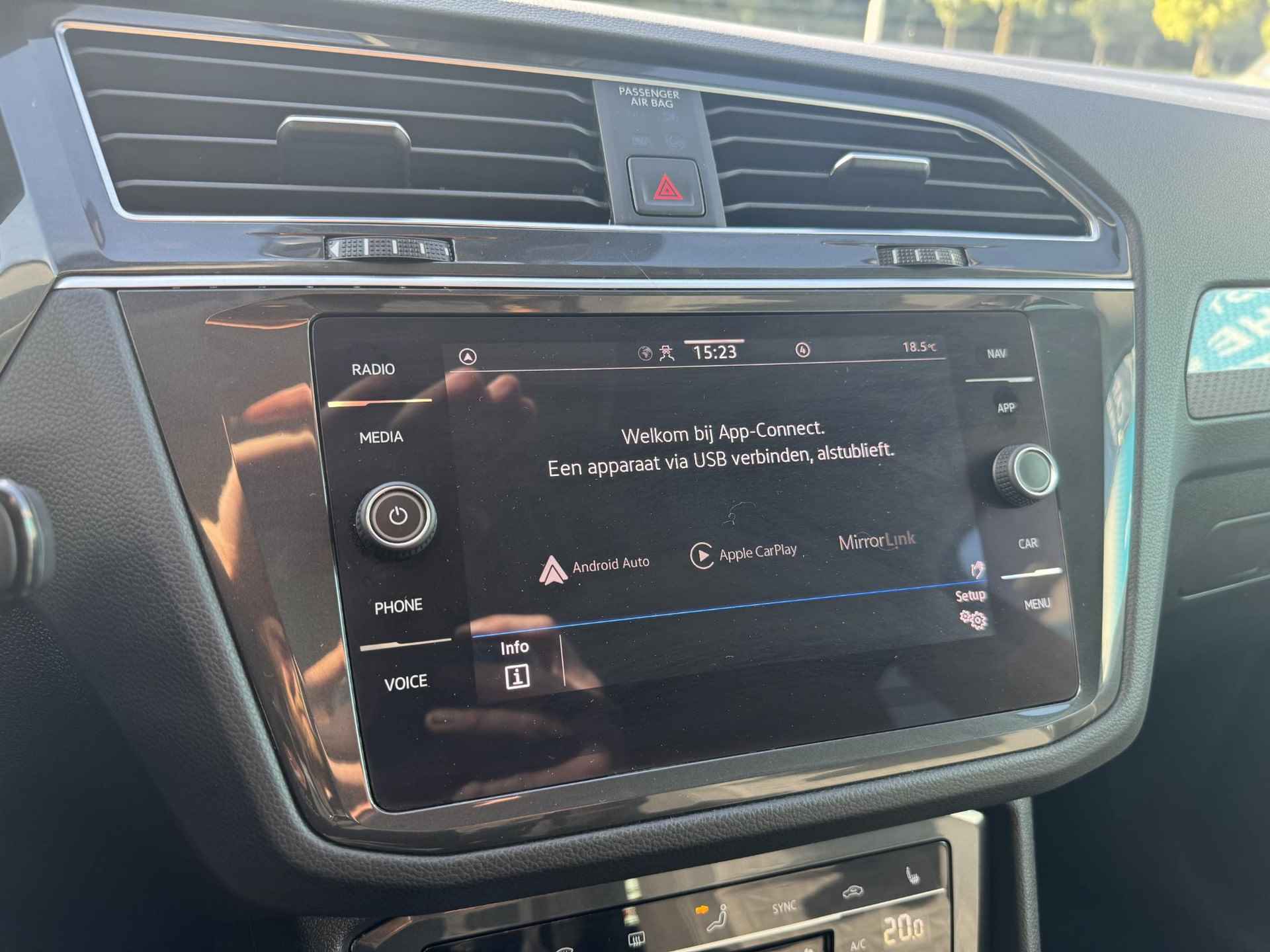 Volkswagen Tiguan 1.5 TSI CARPLAY/STANDKACHEL/TREKHAAK/LED - 8/37