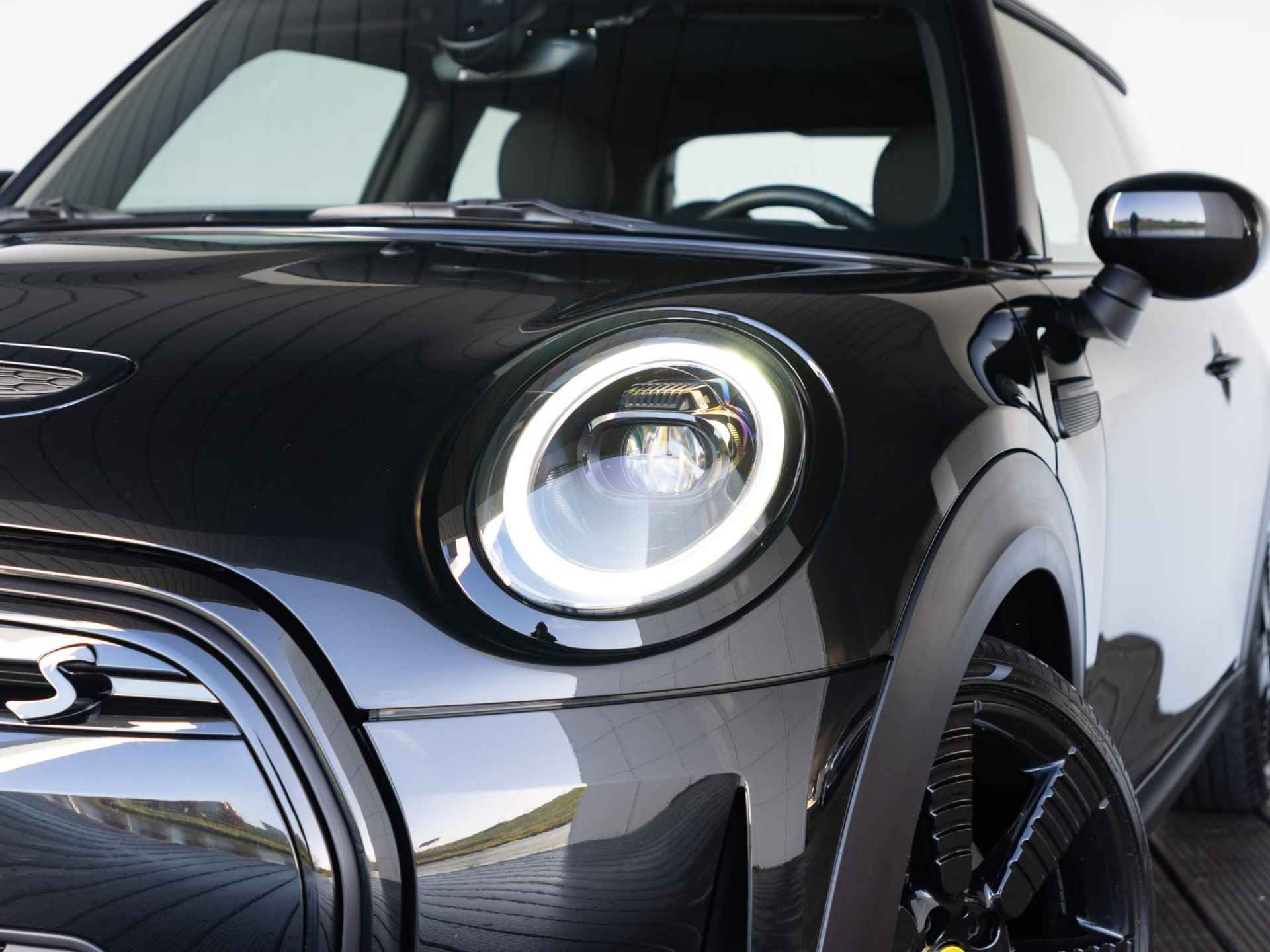 MINI Electric Cooper SE 3-deurs Classic + Premium + Blackline - 19/31