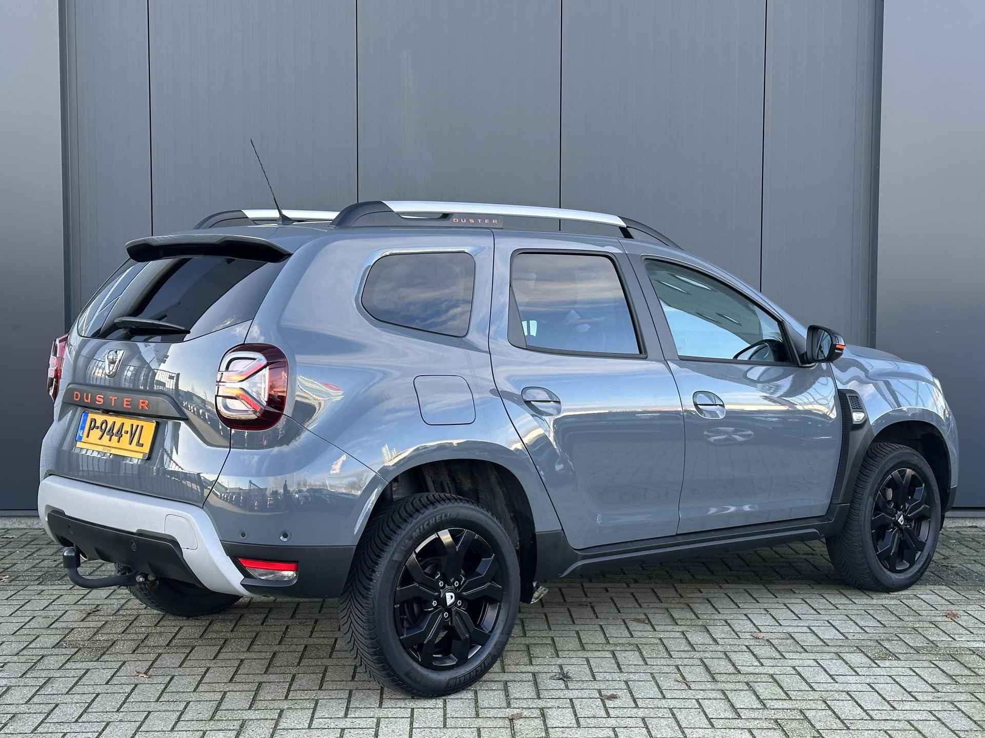 Dacia Duster 1.3 TCe Extreme |Stoelverwarming| Trekhaak| Achteruitrijcamera| - 4/39