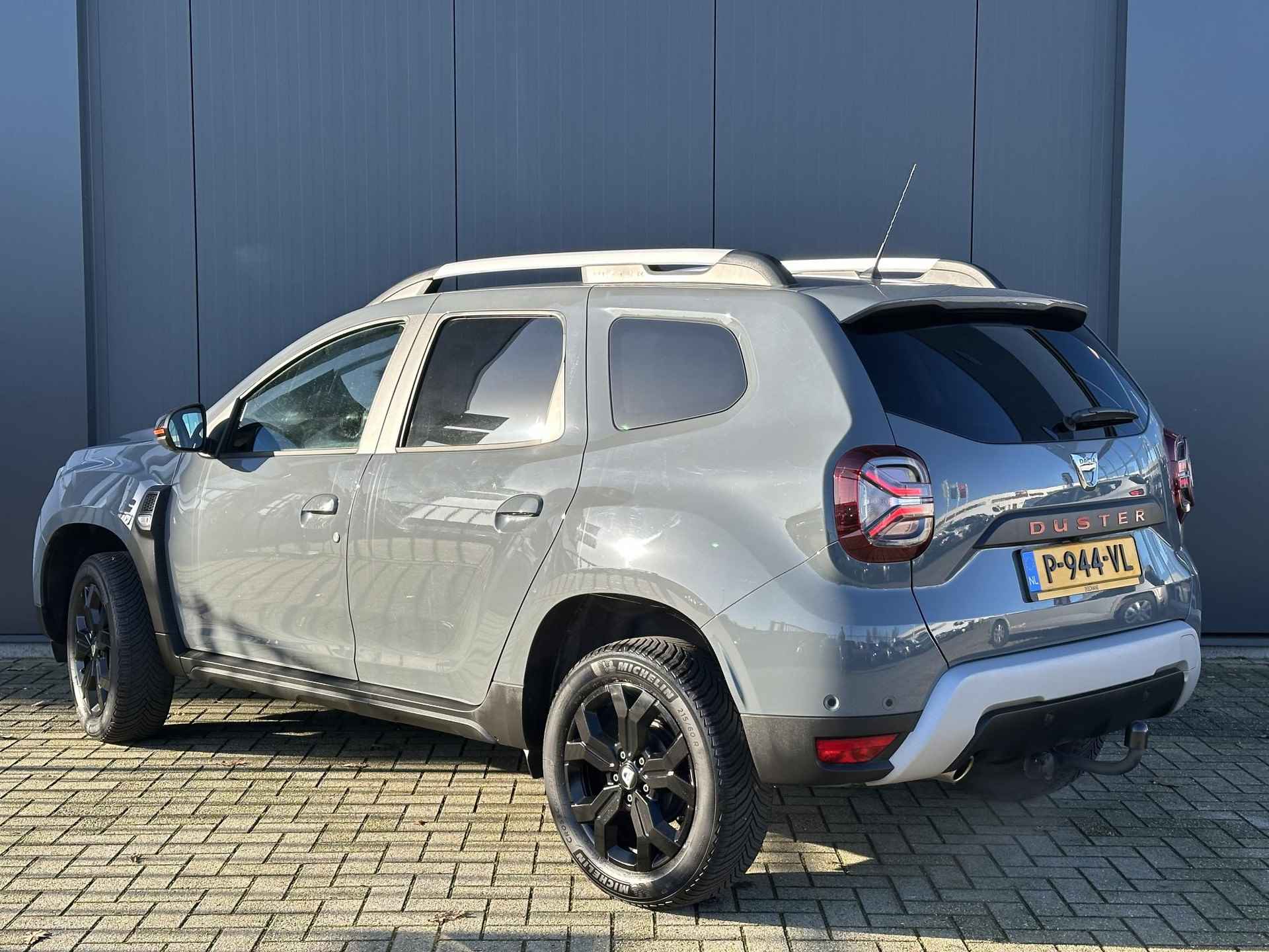 Dacia Duster 1.3 TCe Extreme |Stoelverwarming| Trekhaak| Achteruitrijcamera| - 5/39