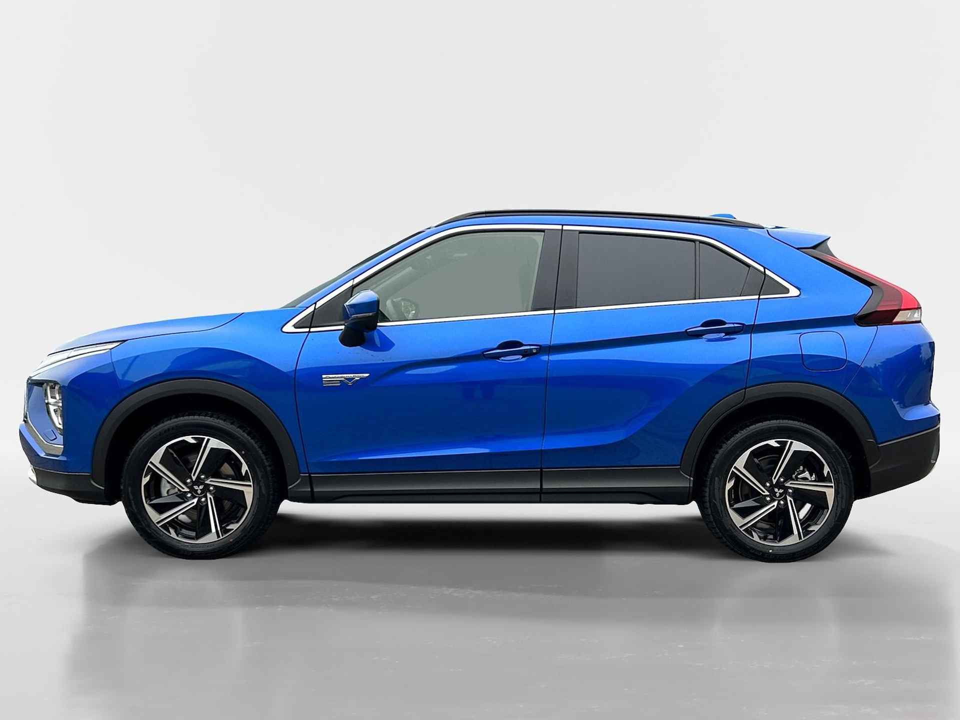 Mitsubishi Eclipse Cross 2.4 PHEV Intense+ | 8500 EURO KORTING | 8 Jaar Garantie | Navi | Camera | Stoelverwarming | Nieuwe Auto - 2/24