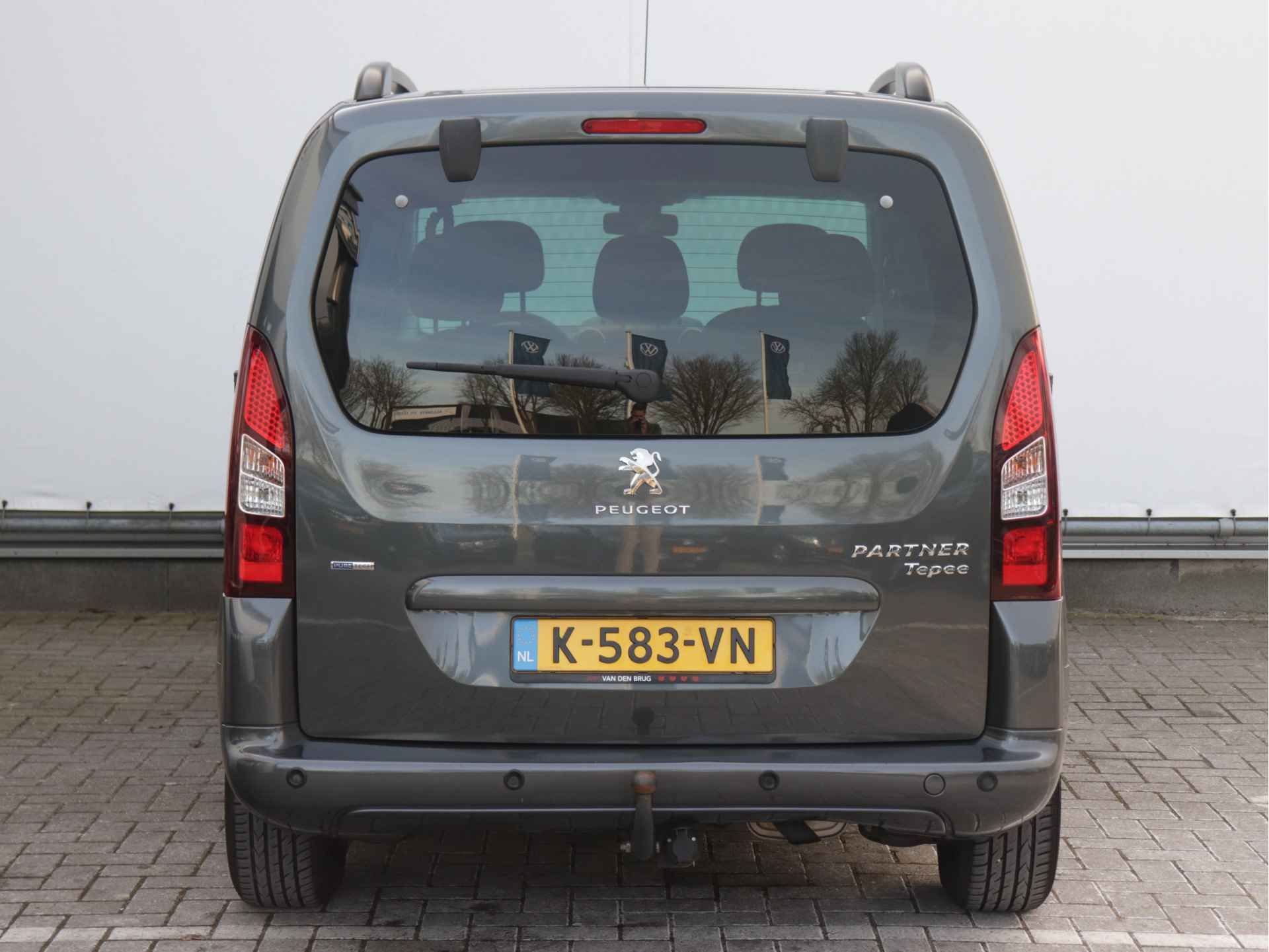 Peugeot Partner Tepee 1.2 PureTech Active | 5-zit | Trekhaak | Cruise Control | Airco | Dealer Onderhouden | - 6/28