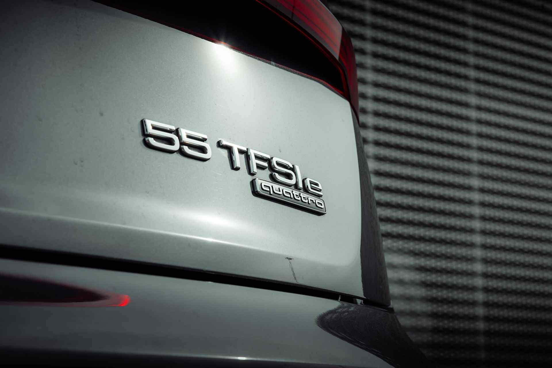 Audi Q5 55 TFSI e 367pk quattro S Line | Panoramadak | Leder | Bang & Olufsen | 20" LM velgen | Tour + City + Parking | Topview | Matrix | Stoelverwarming - 14/37